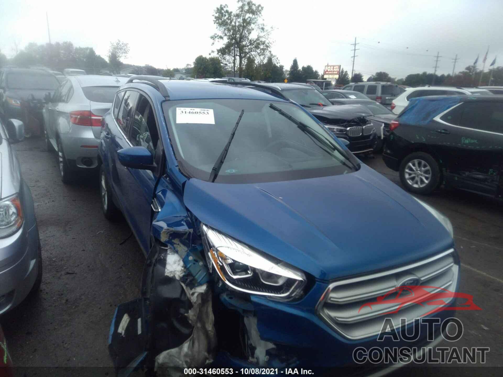 FORD ESCAPE 2017 - 1FMCU0GD4HUE53144