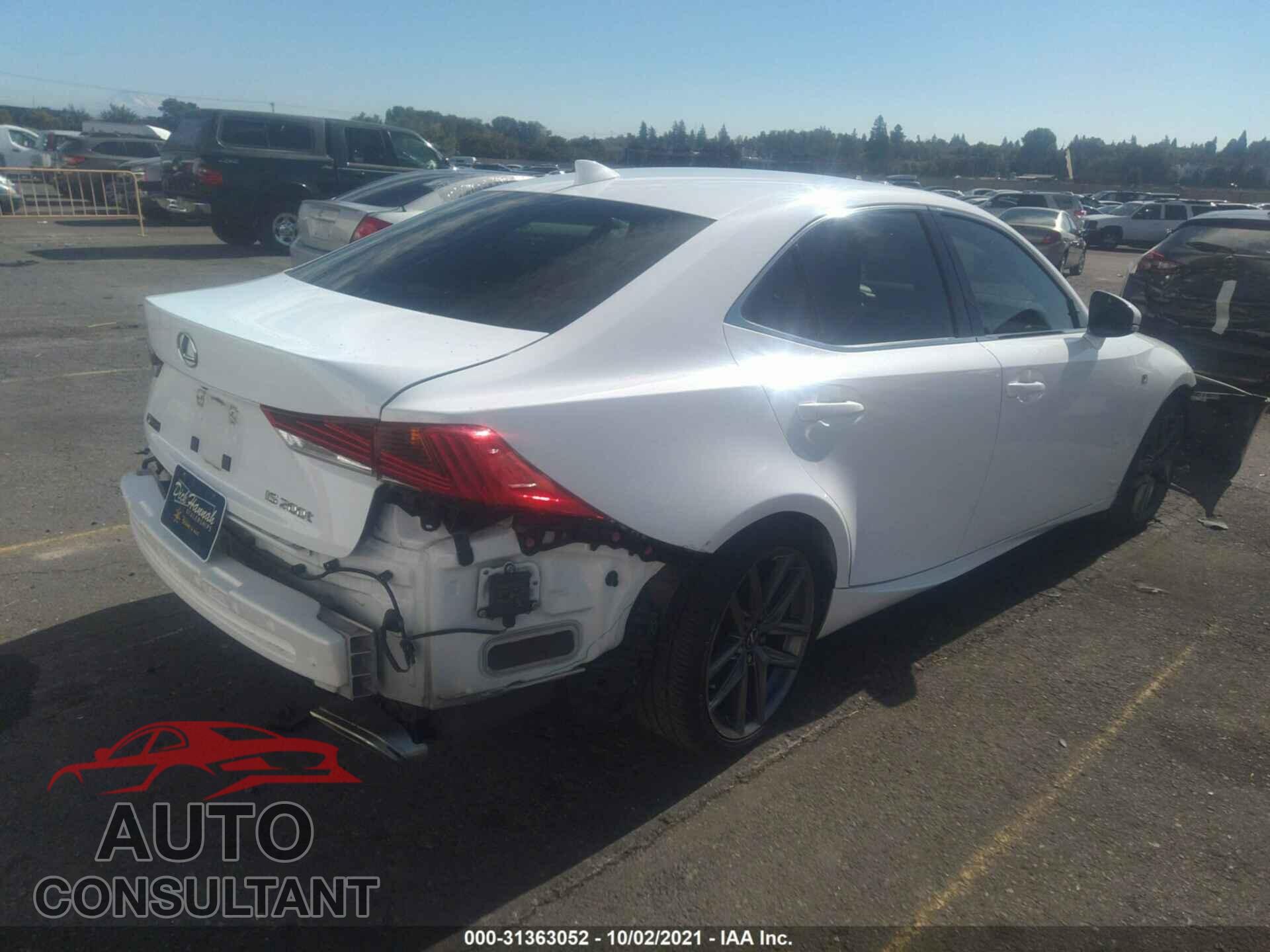 LEXUS IS 2017 - JTHBA1D23H5052257