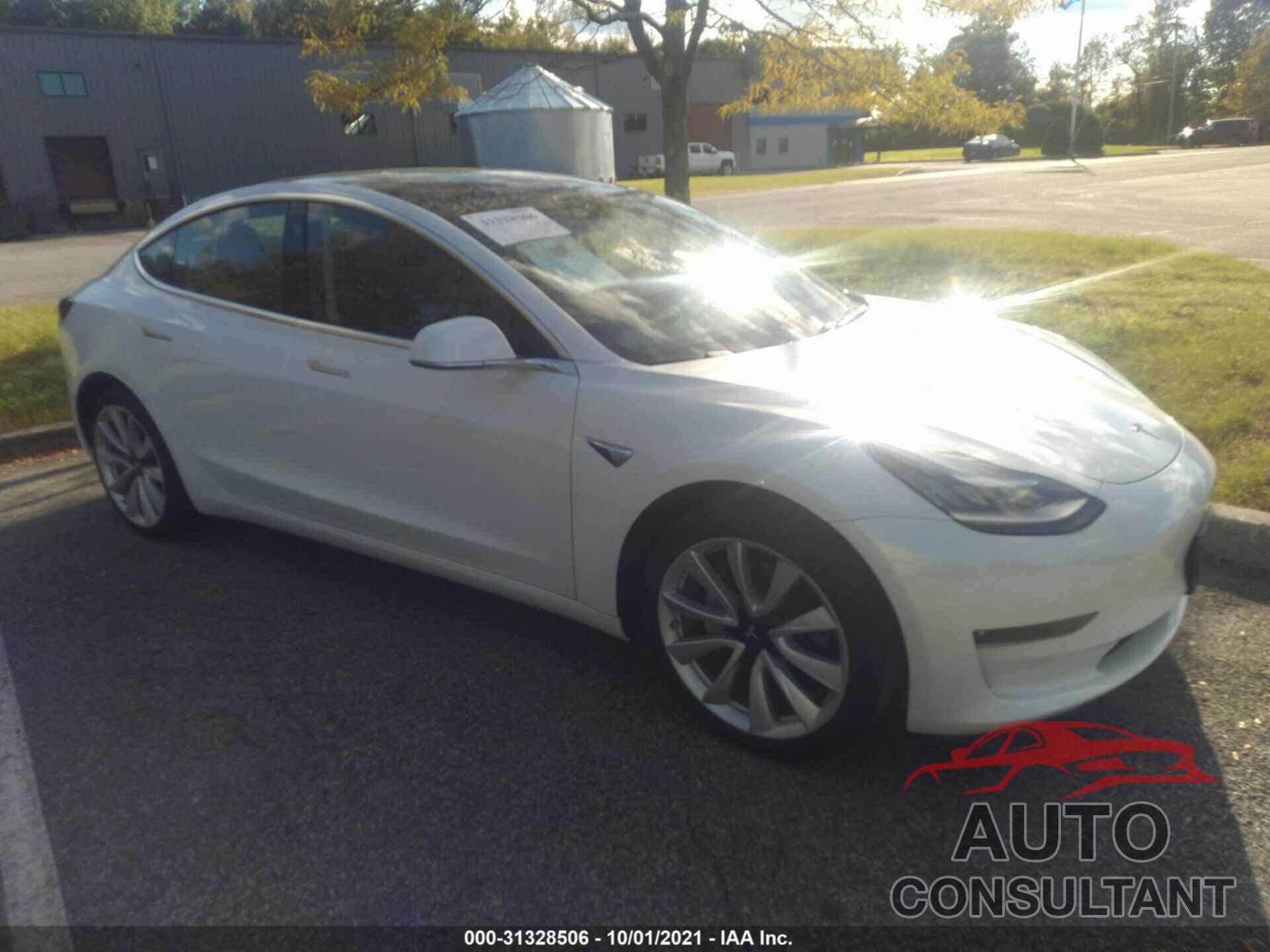 TESLA MODEL 3 2019 - 5YJ3E1EB4KF454108