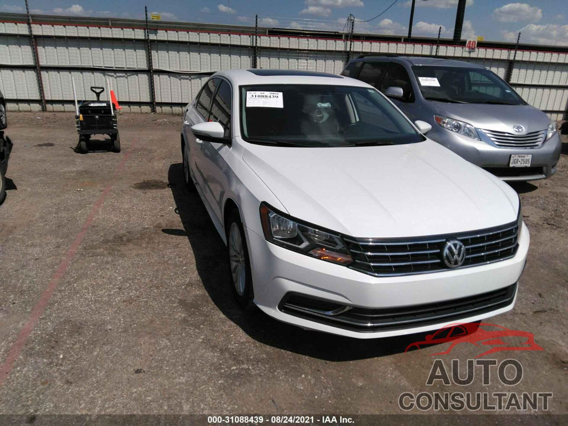 VOLKSWAGEN PASSAT 2017 - 1VWBT7A35HC025341