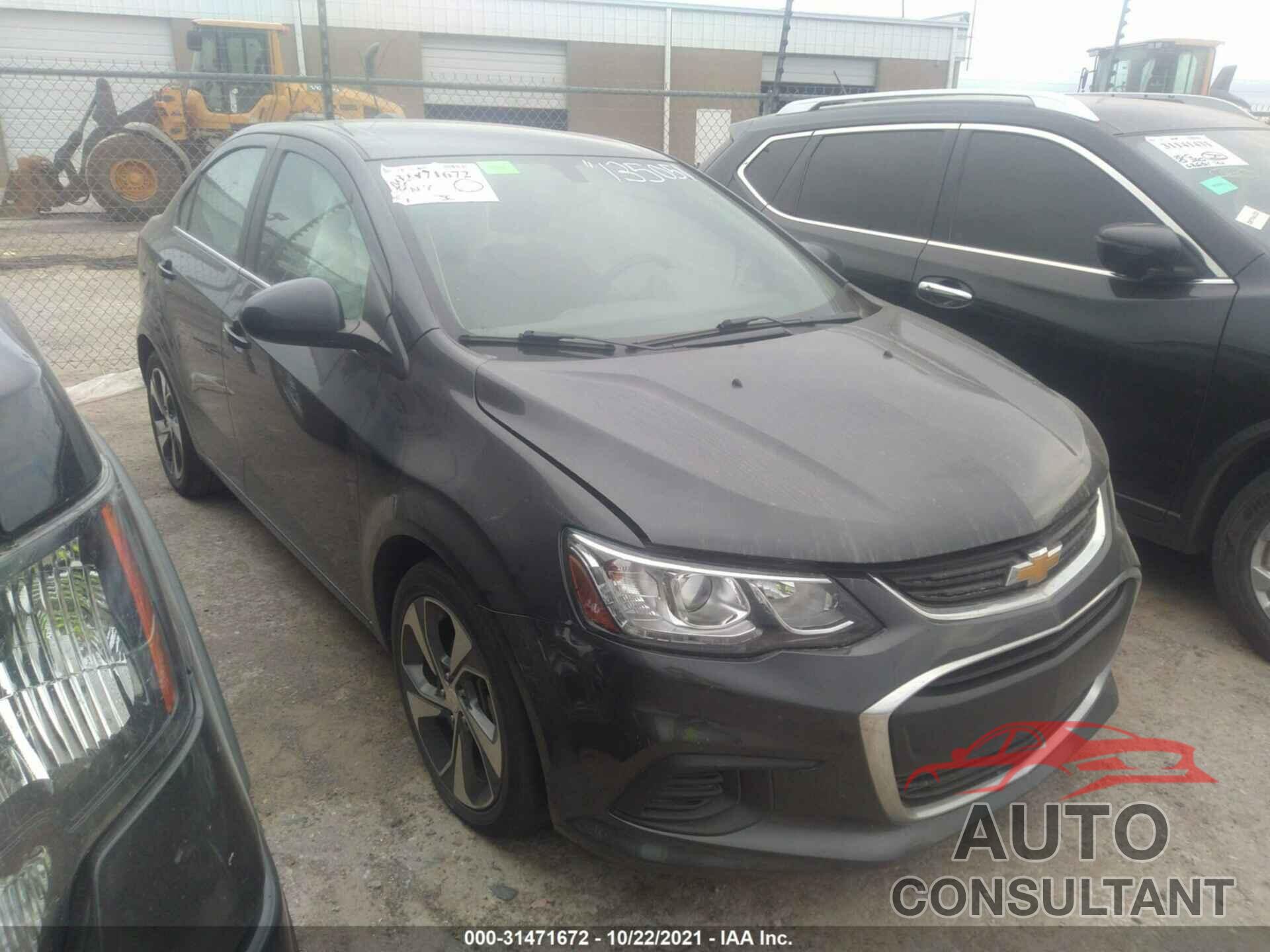 CHEVROLET SONIC 2018 - 1G1JF5SB8J4135051