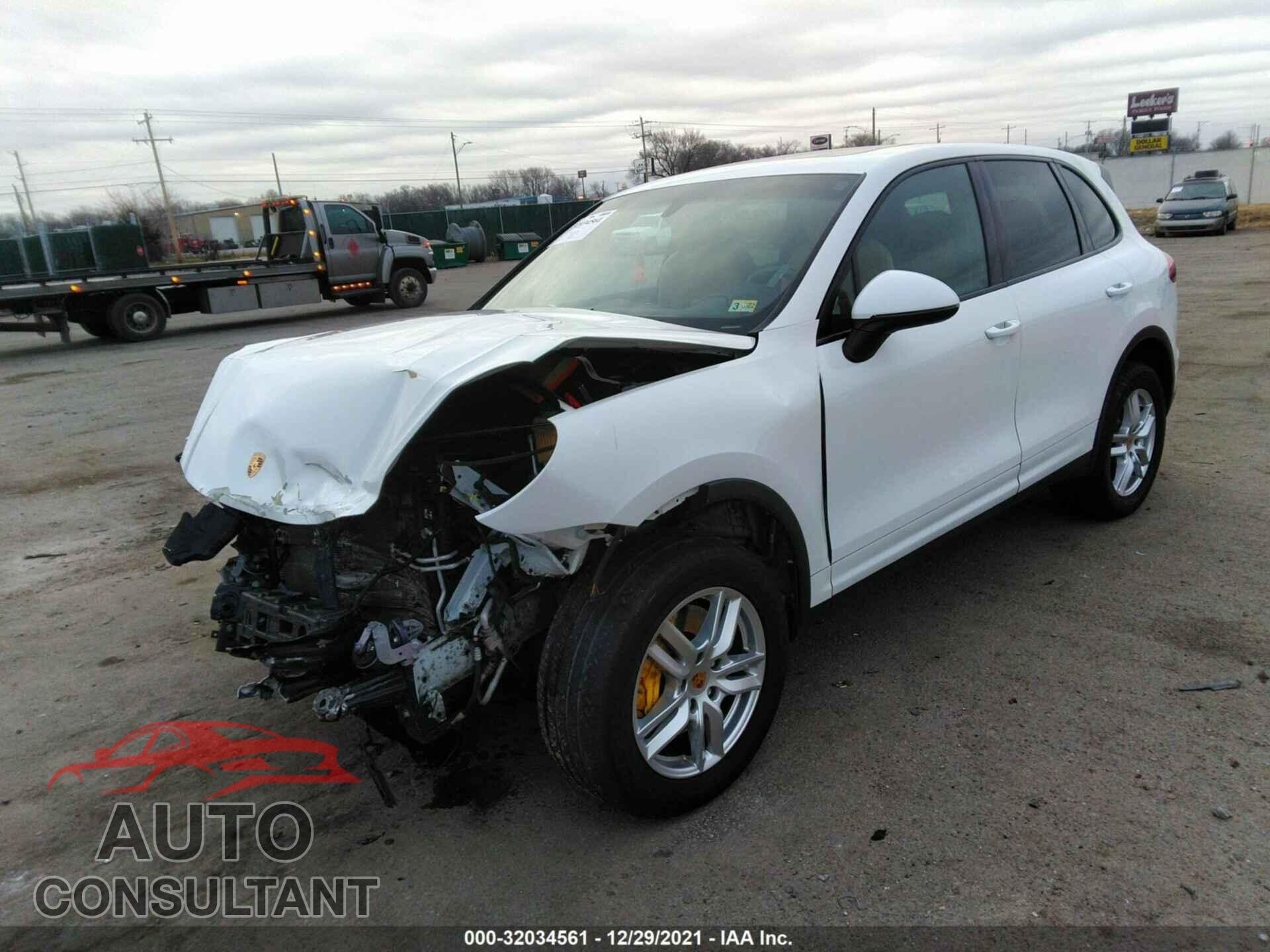 PORSCHE CAYENNE 2016 - WP1AA2A20GLA05722