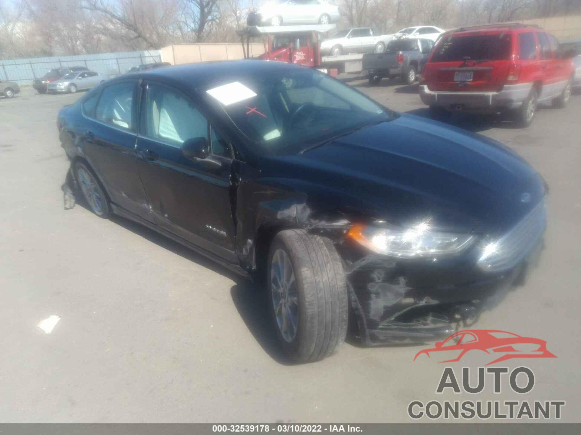 FORD FUSION 2017 - 3FA6P0LU4HR315356