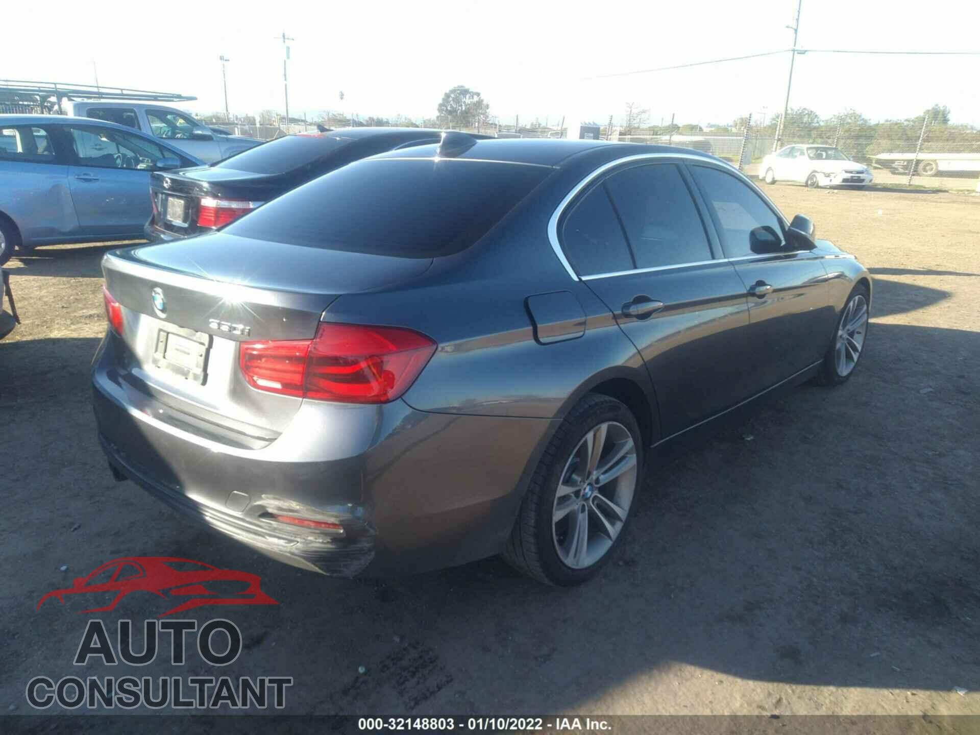 BMW 3 SERIES 2018 - WBA8B9G53JNU57521