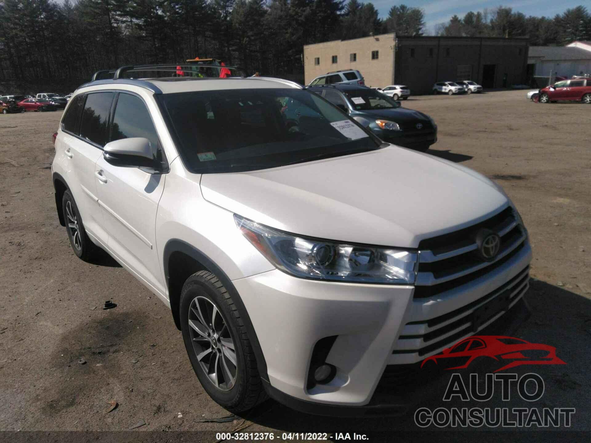 TOYOTA HIGHLANDER 2017 - 5TDJZRFH6HS373385