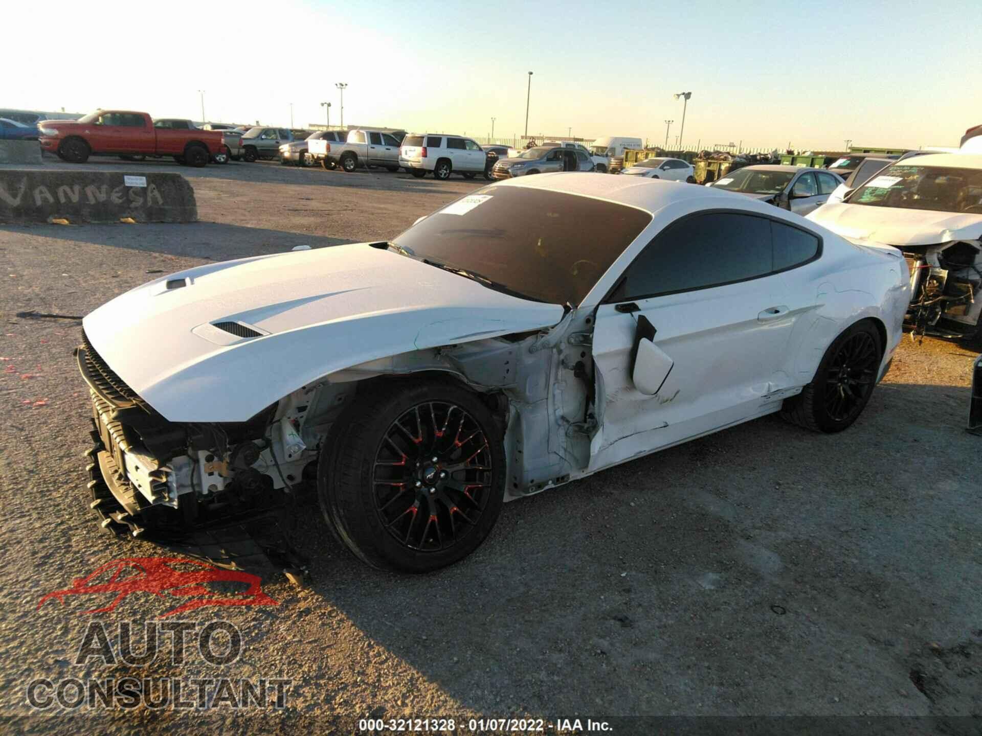 FORD MUSTANG 2018 - 1FA6P8CF7J5159645