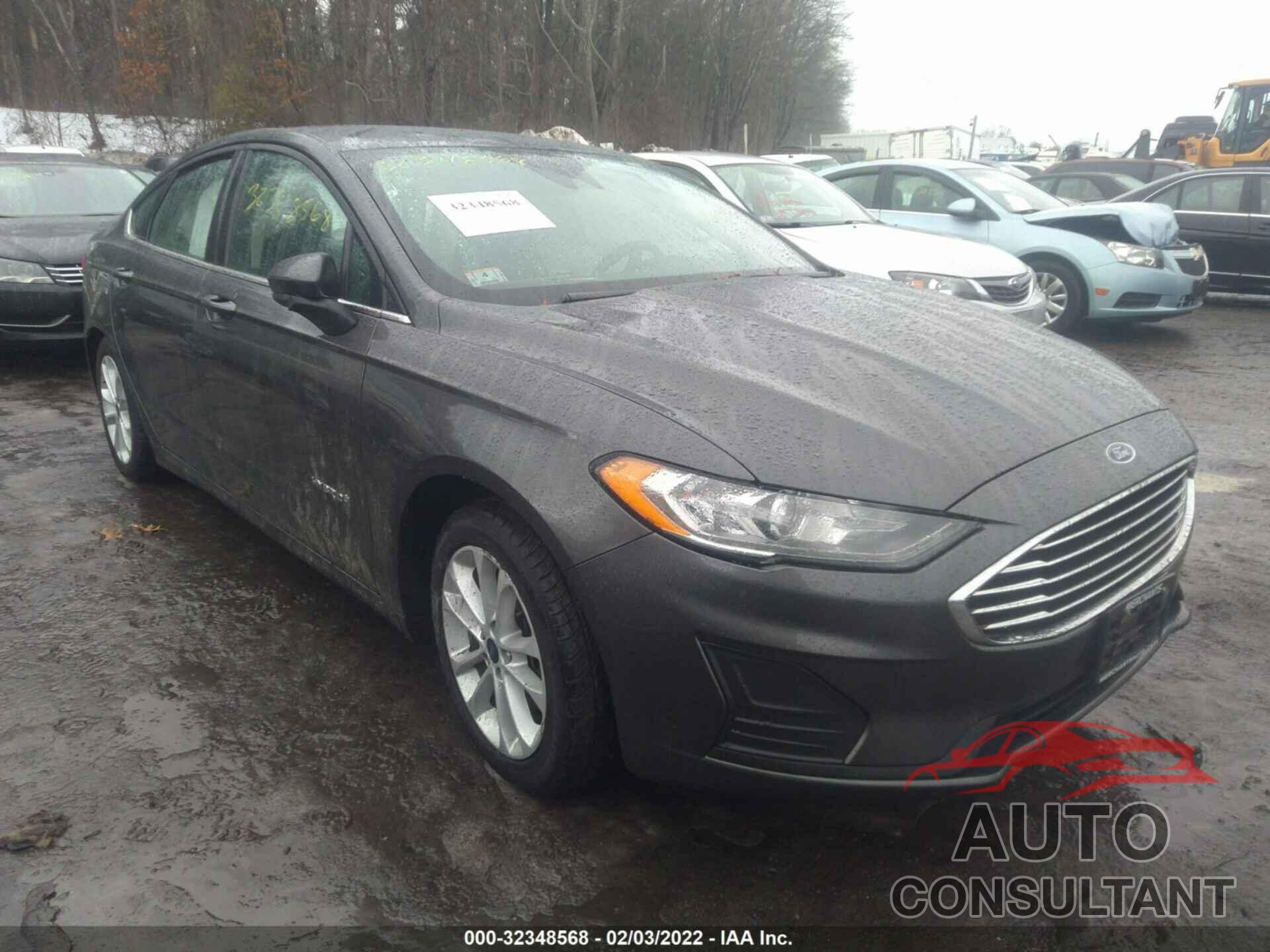 FORD FUSION HYBRID 2019 - 3FA6P0LU6KR180727