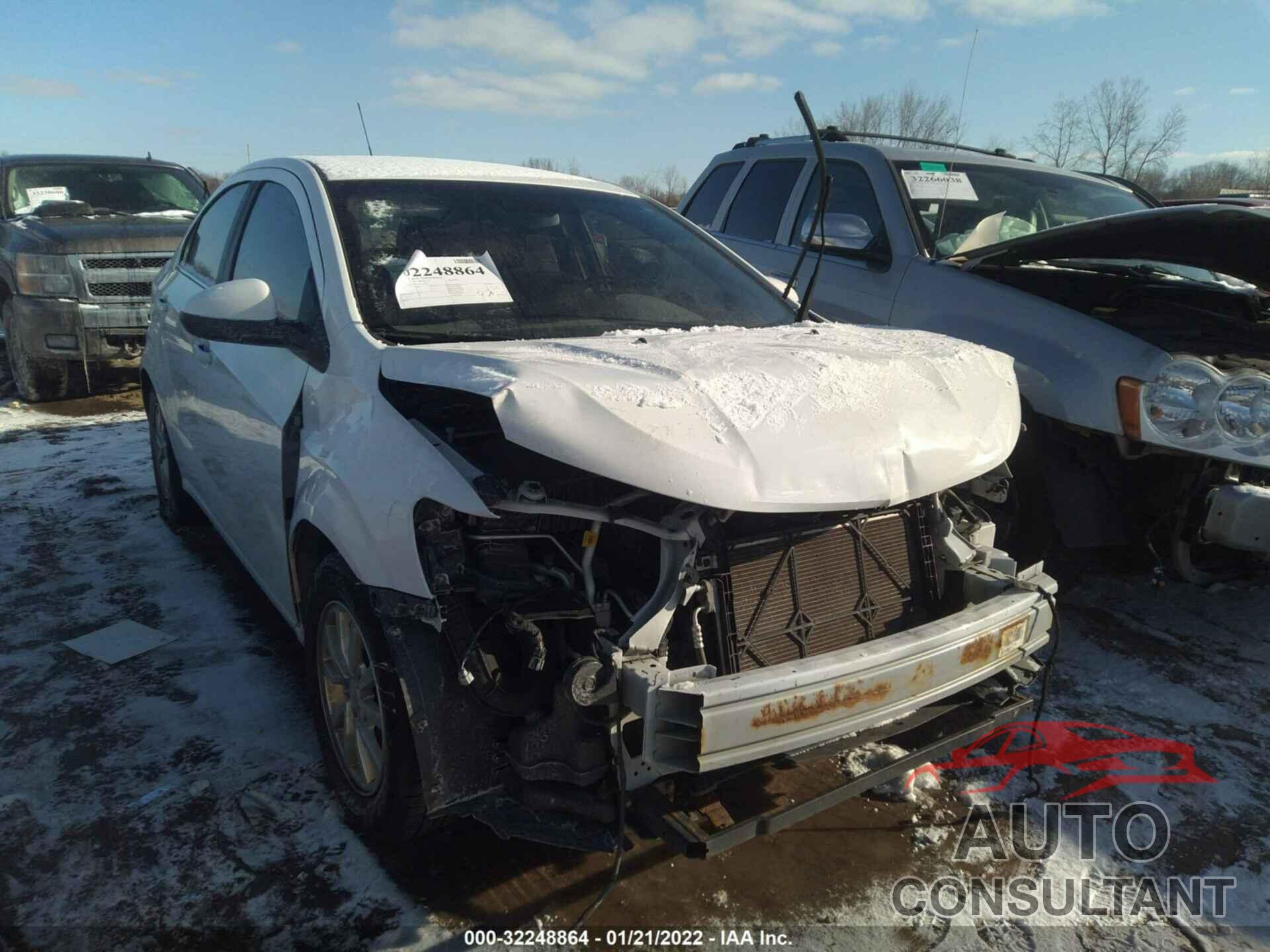 CHEVROLET SONIC 2017 - 1G1JD5SH2H4145496
