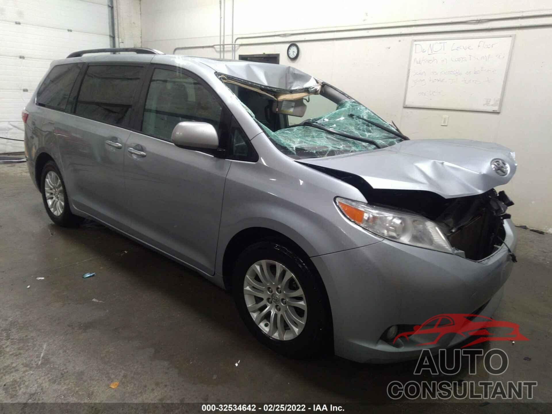 TOYOTA SIENNA 2016 - 5TDYK3DC3GS741558