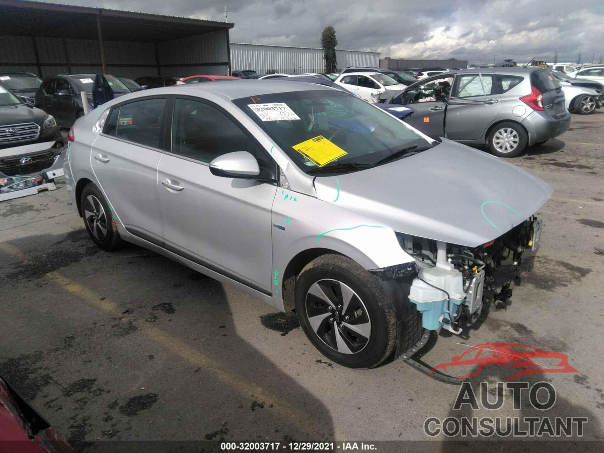 HYUNDAI IONIQ HYBRID 2017 - KMHC75LC3HU034431