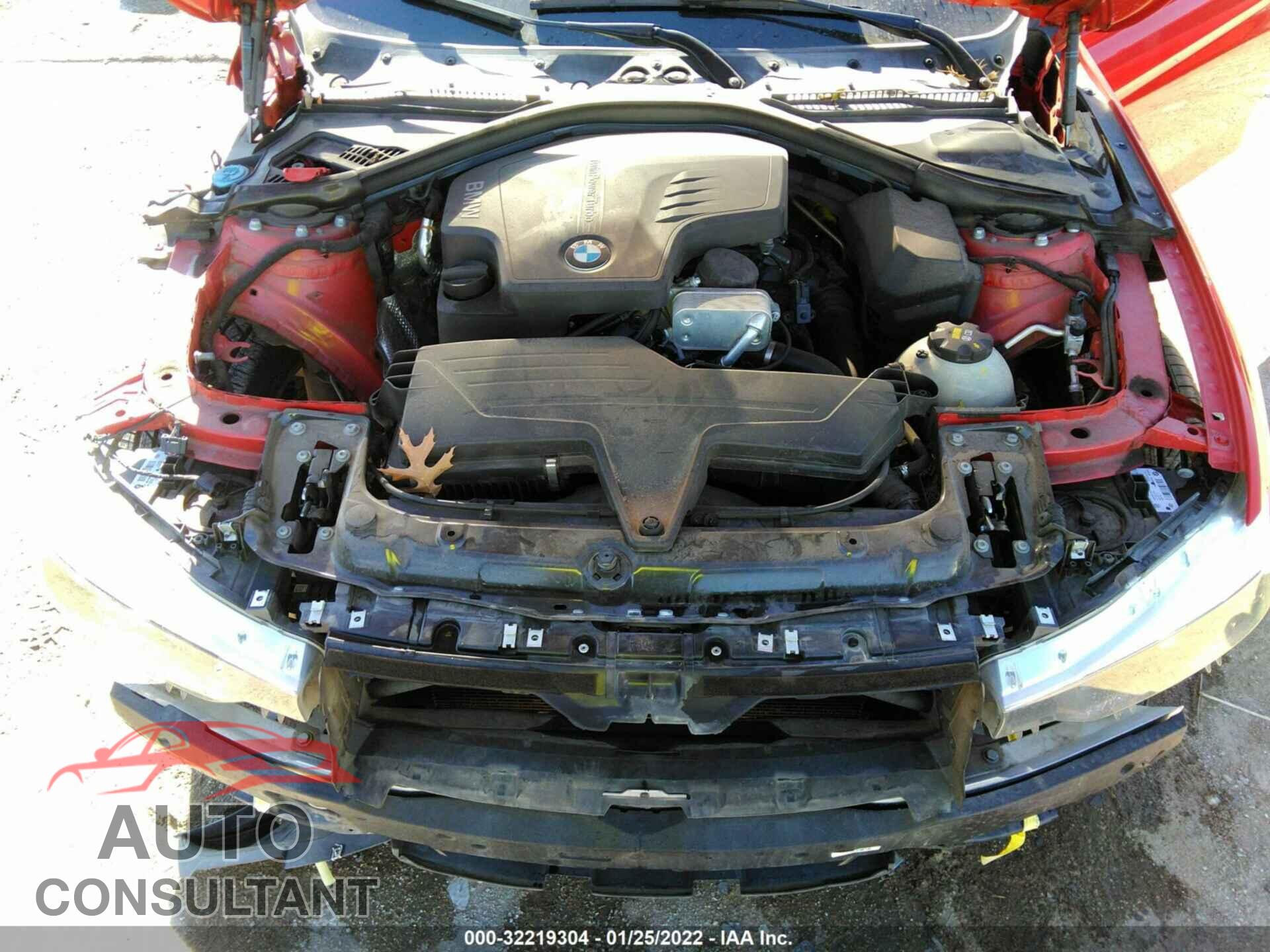 BMW 3 SERIES 2016 - WBA8E1G55GNU10797