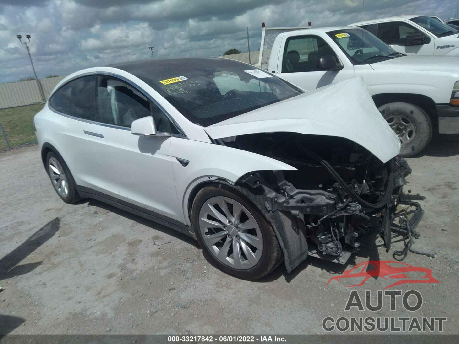 TESLA MODEL X 2016 - 5YJXCBE22GF025697