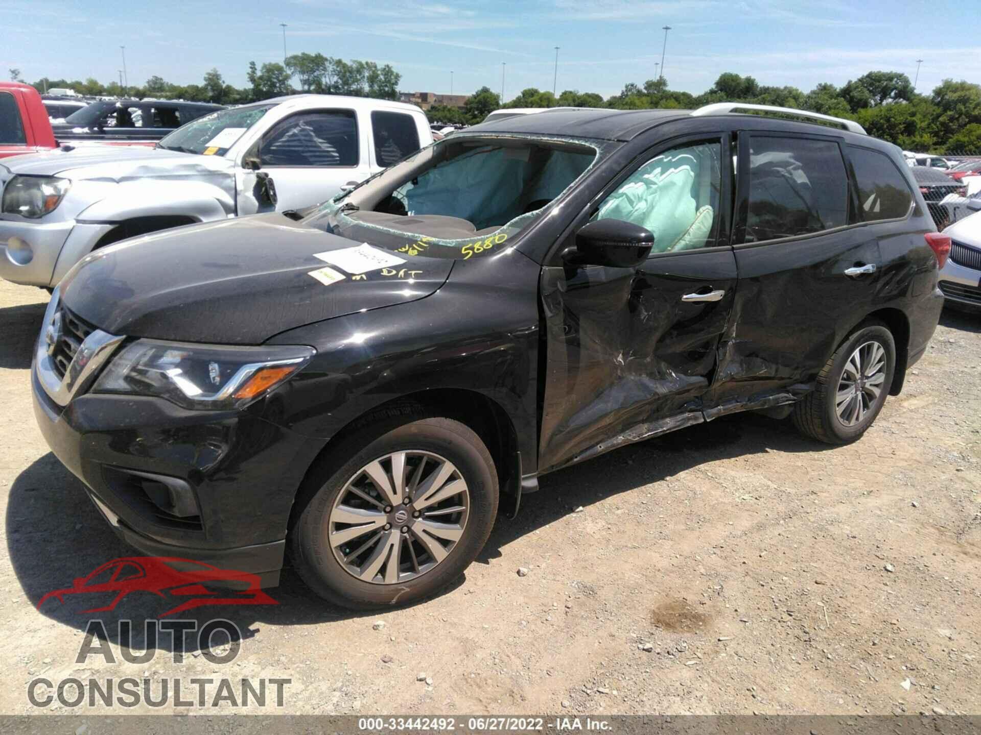 NISSAN PATHFINDER 2018 - 5N1DR2MN6JC625880