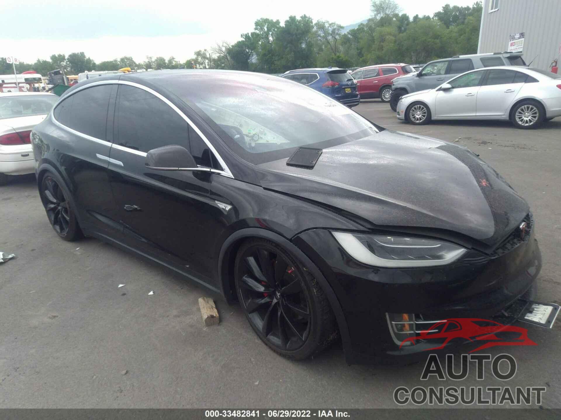 TESLA MODEL X 2016 - 5YJXCBE4XGF003187