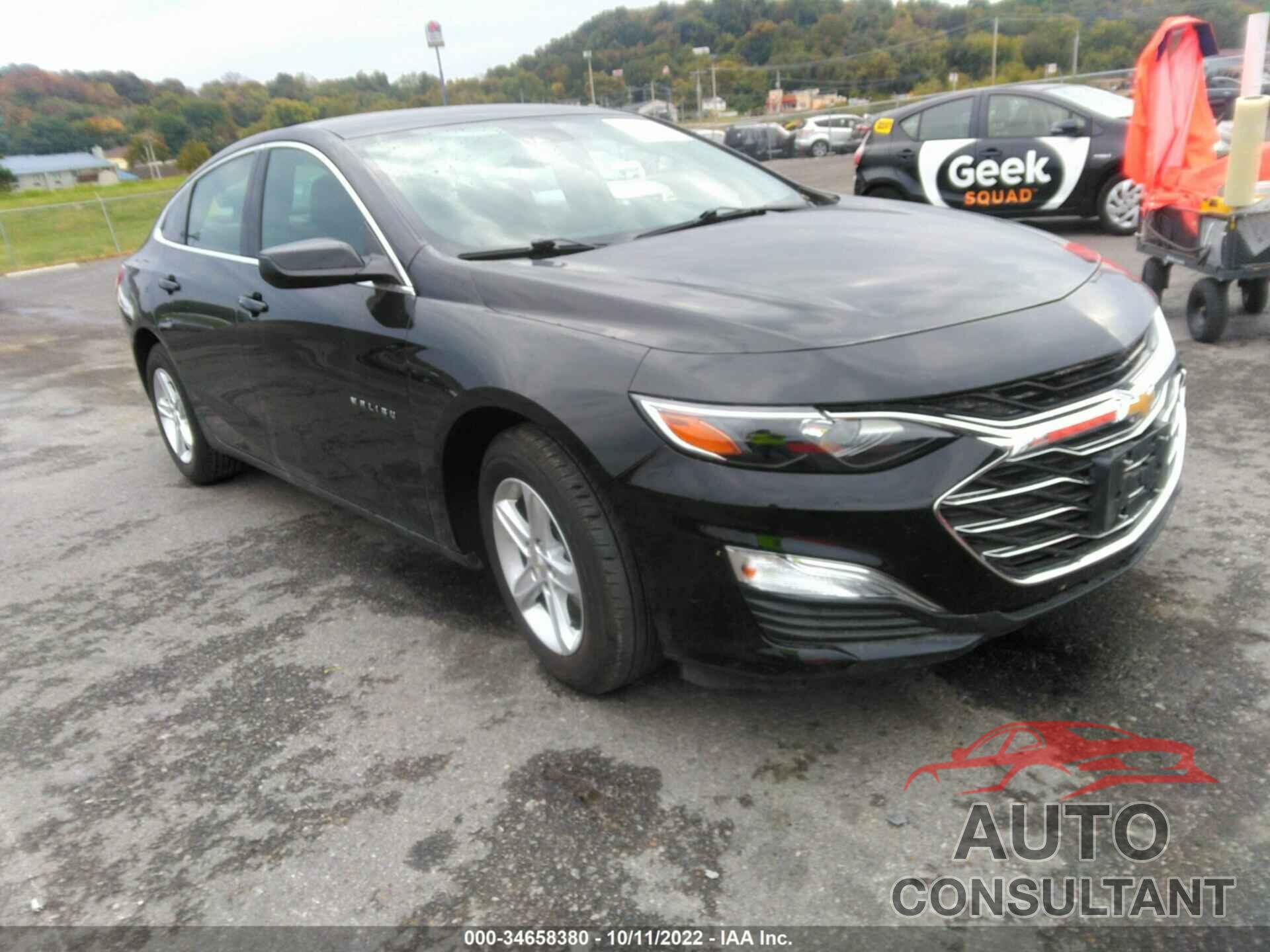 CHEVROLET MALIBU 2019 - 1G1ZC5ST4KF200701