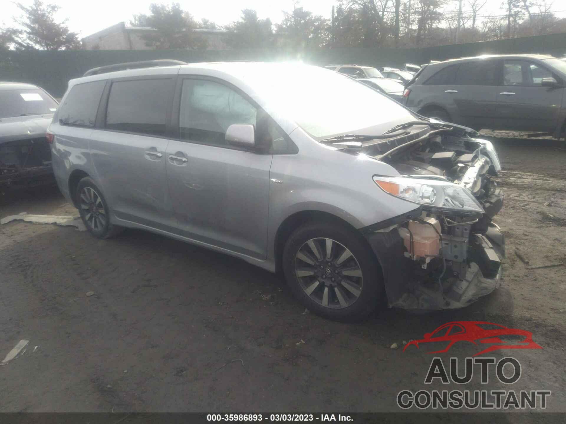 TOYOTA SIENNA 2019 - 5TDDZ3DCXKS225927