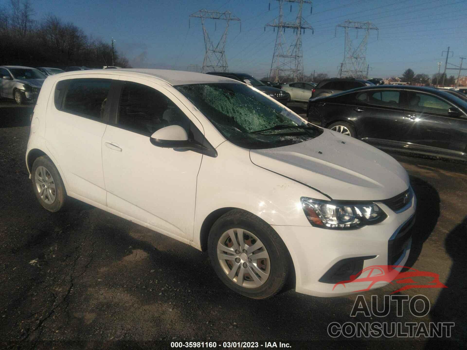 CHEVROLET SONIC 2017 - 1G1JG6SG3H4162232