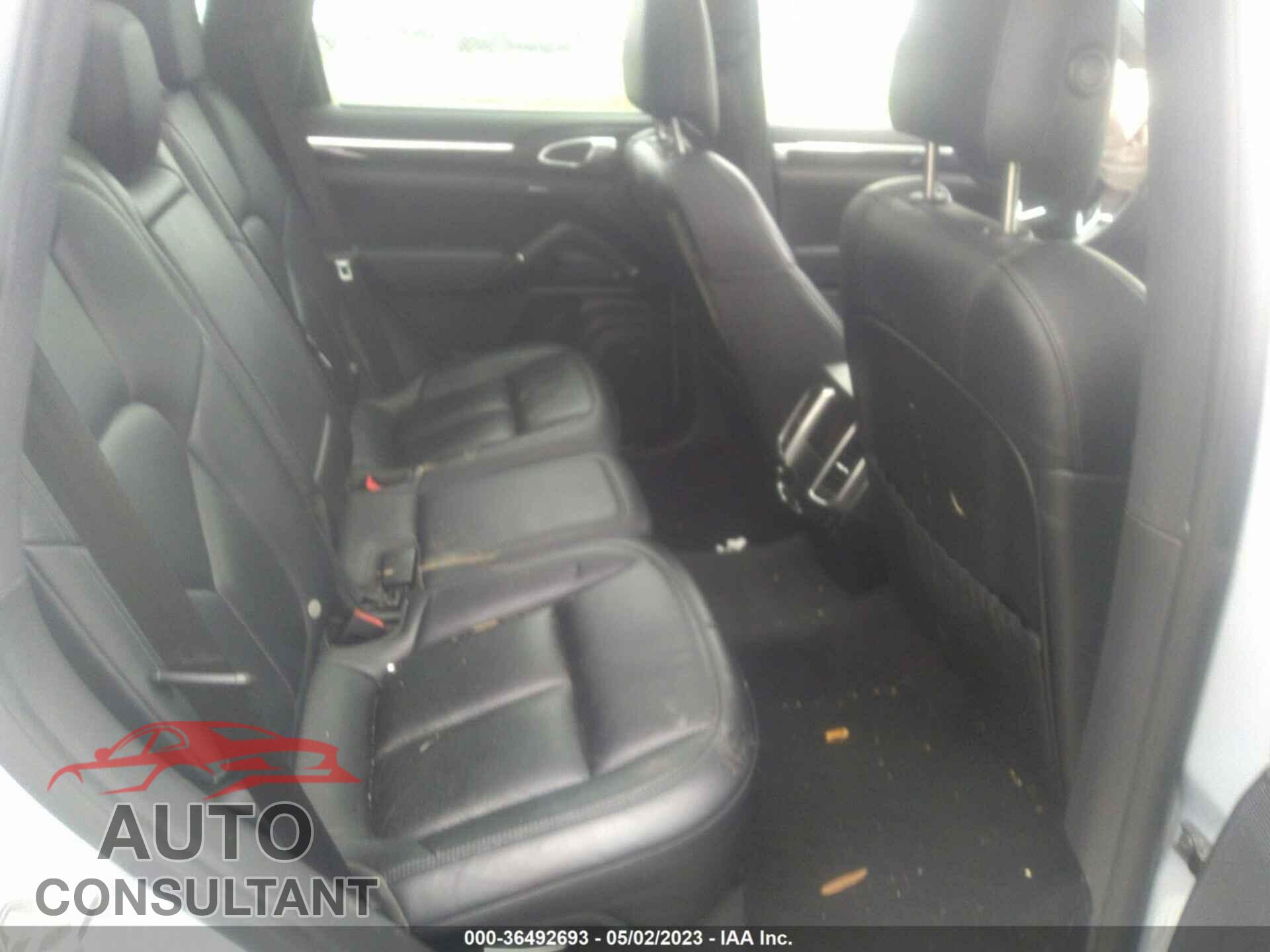 PORSCHE CAYENNE 2015 - WP1AF2A29FLA37729