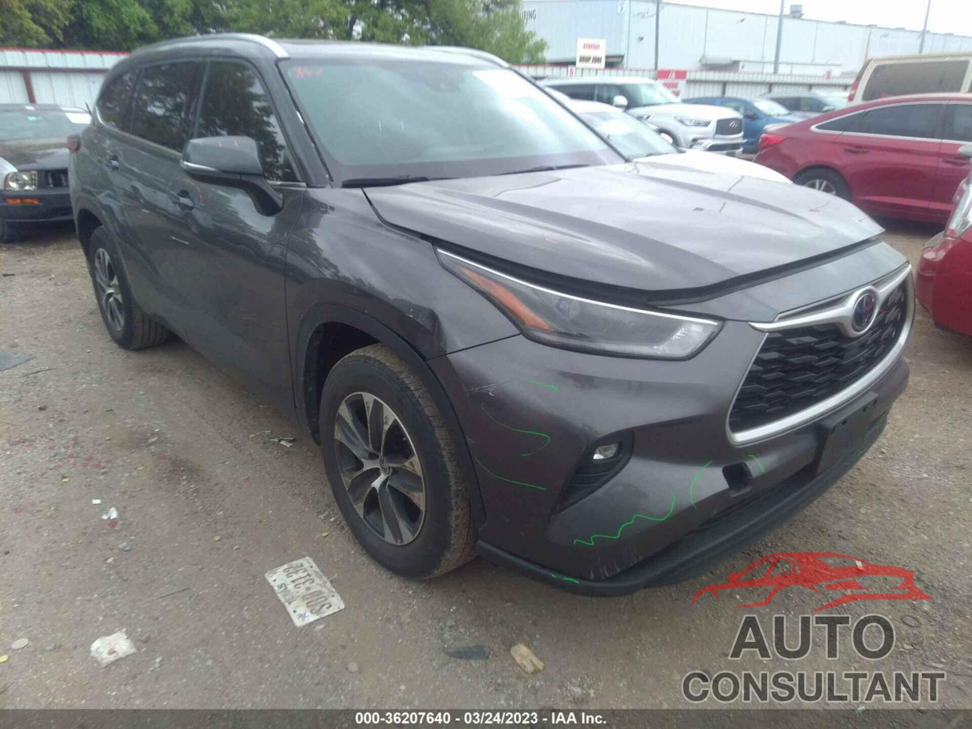 TOYOTA HIGHLANDER 2021 - 5TDGZRAH5MS057391