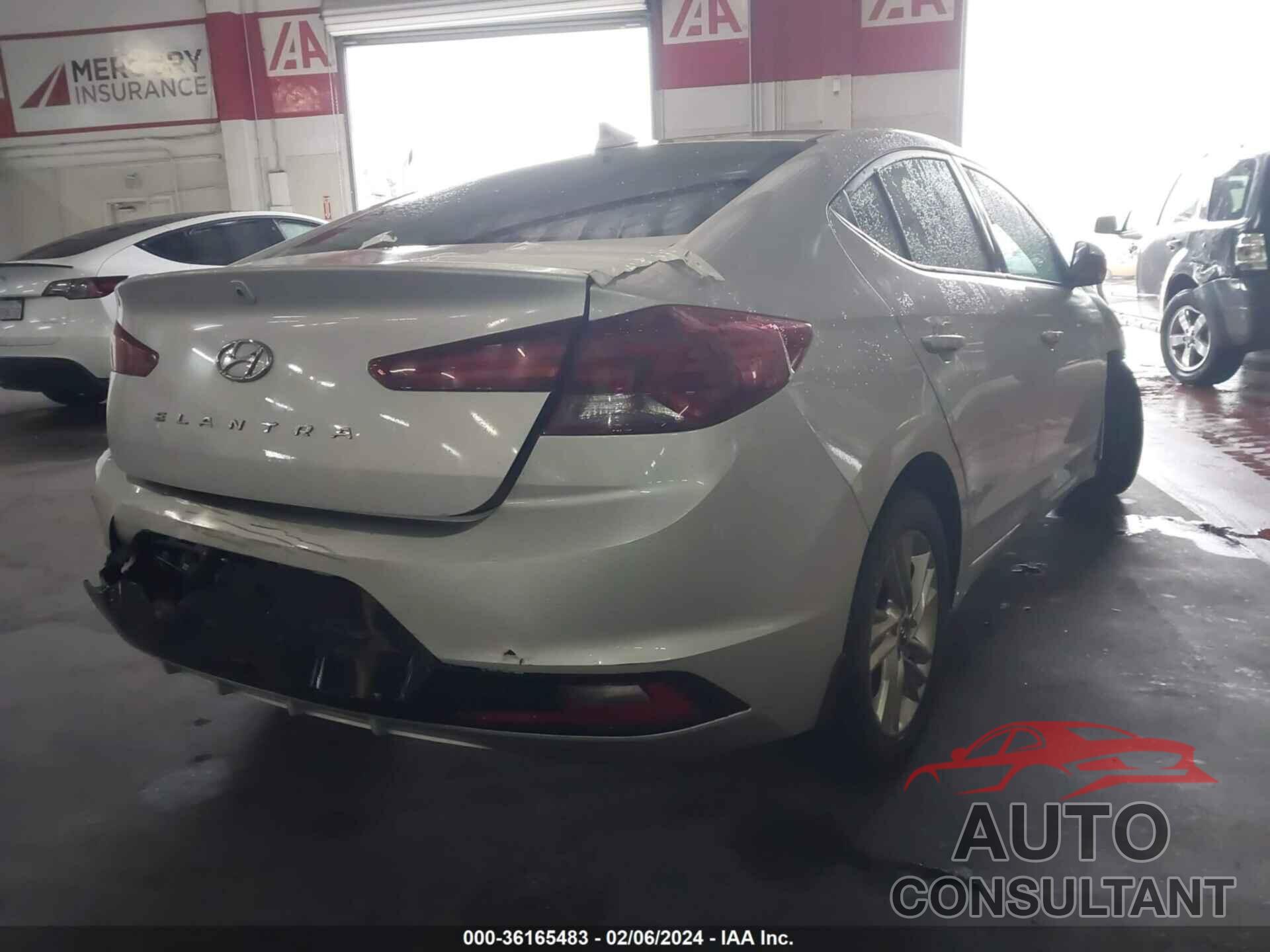 HYUNDAI ELANTRA 2020 - 5NPD84LF5LH500762