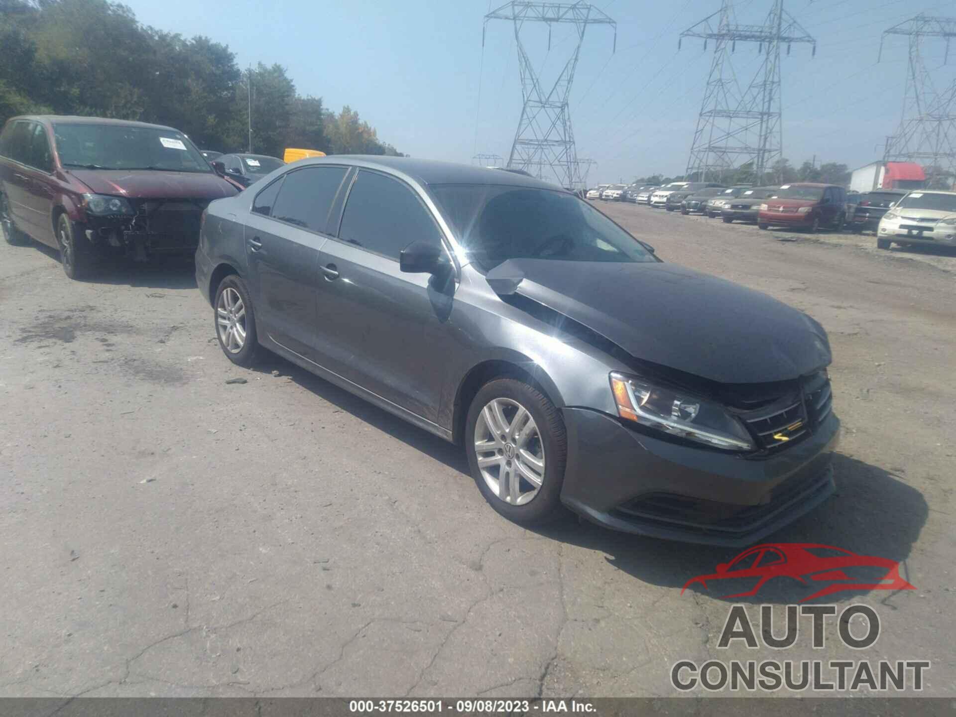 VOLKSWAGEN JETTA 2018 - 3VW2B7AJXJM240932