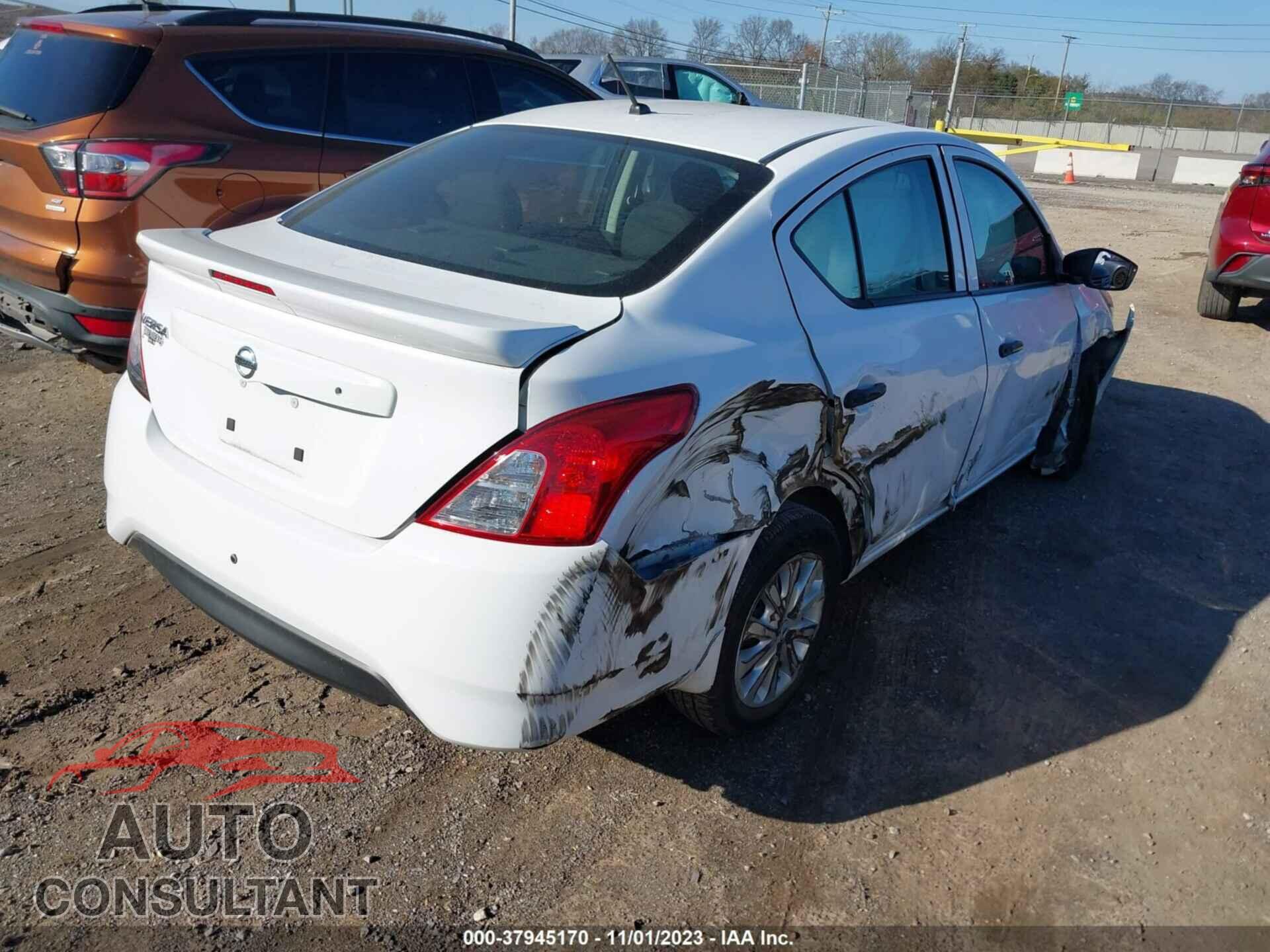 NISSAN VERSA 2017 - 3N1CN7AP3HL861242