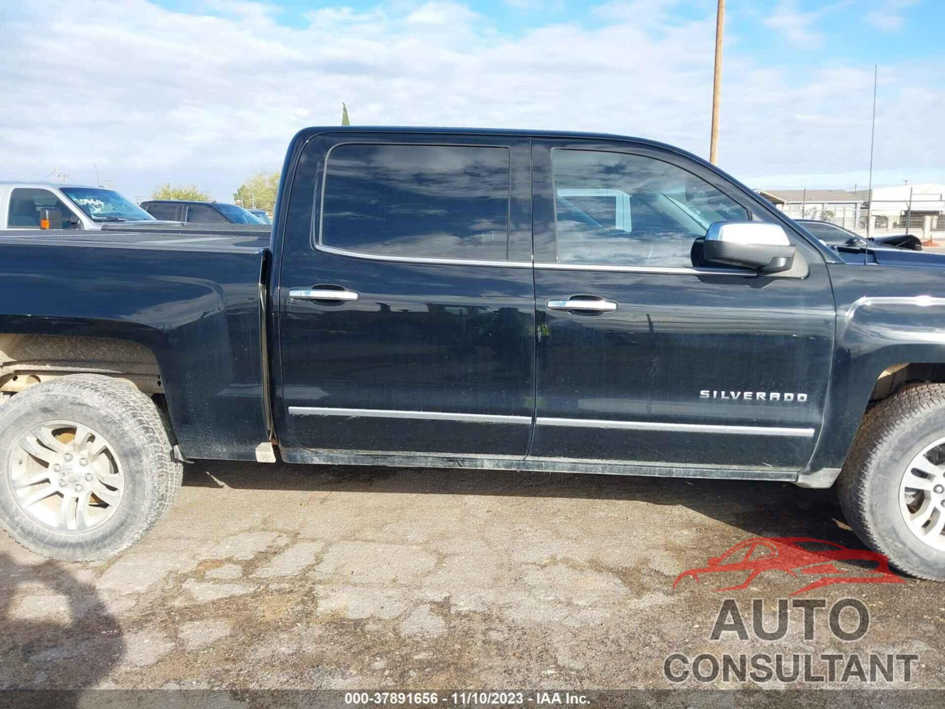 CHEVROLET SILVERADO 1500 2018 - 3GCUKSEC2JG314854