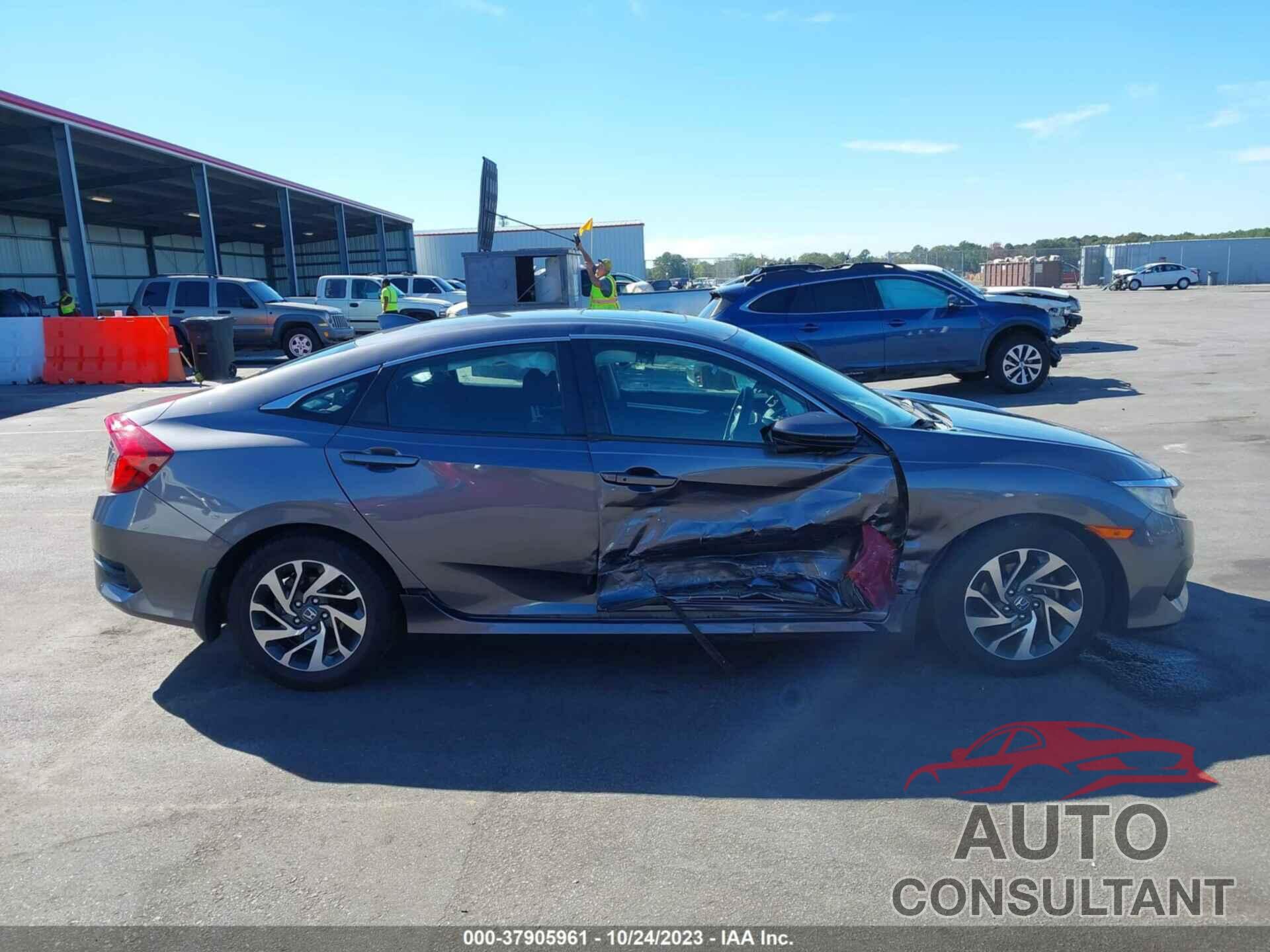 HONDA CIVIC SEDAN 2017 - 19XFC2F75HE078424