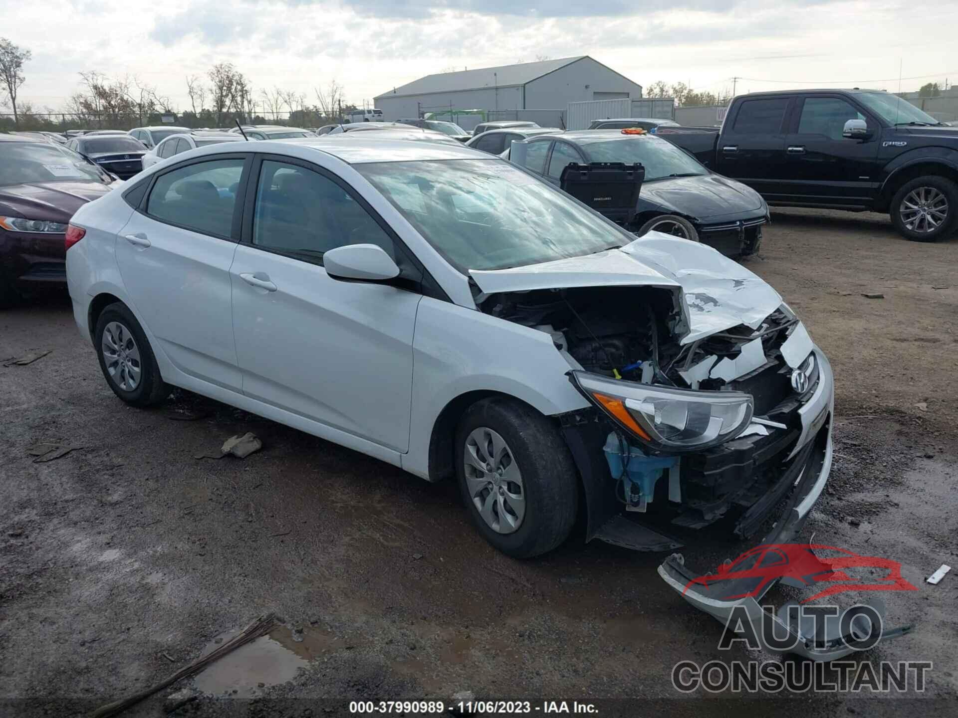 HYUNDAI ACCENT 2017 - KMHCT4AE5HU341447