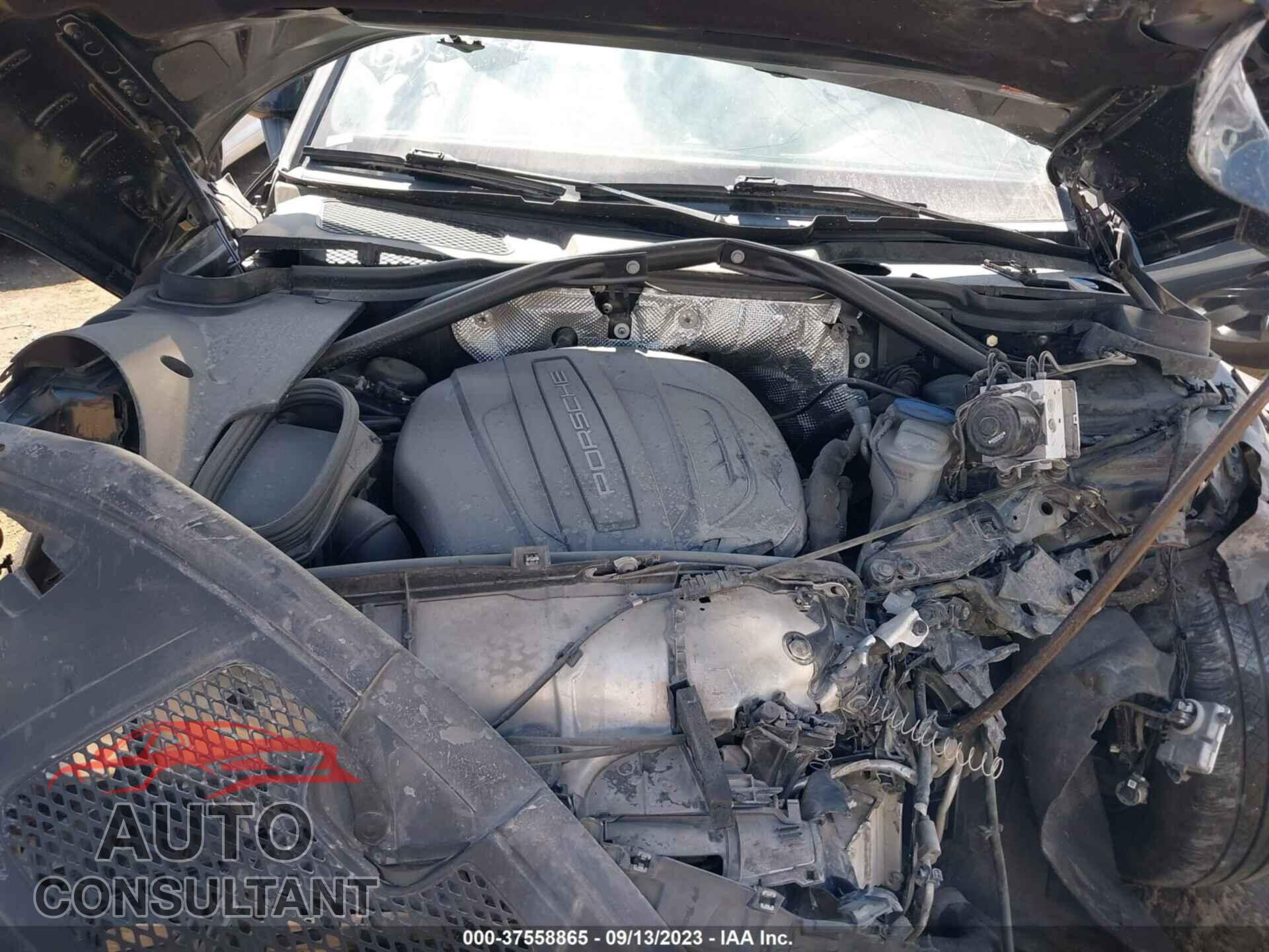 PORSCHE MACAN 2017 - WP1AA2A58HLB07328