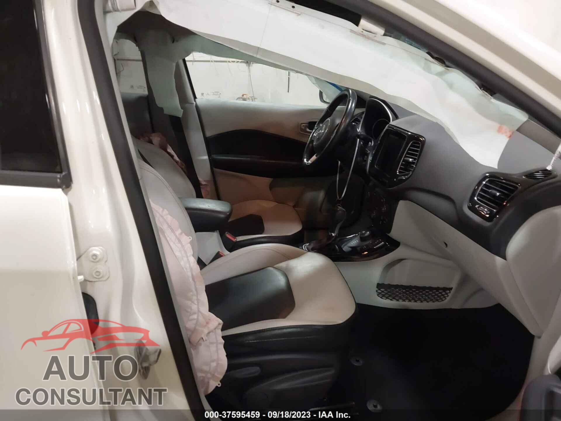 JEEP COMPASS 2020 - 3C4NJDCB2LT125323