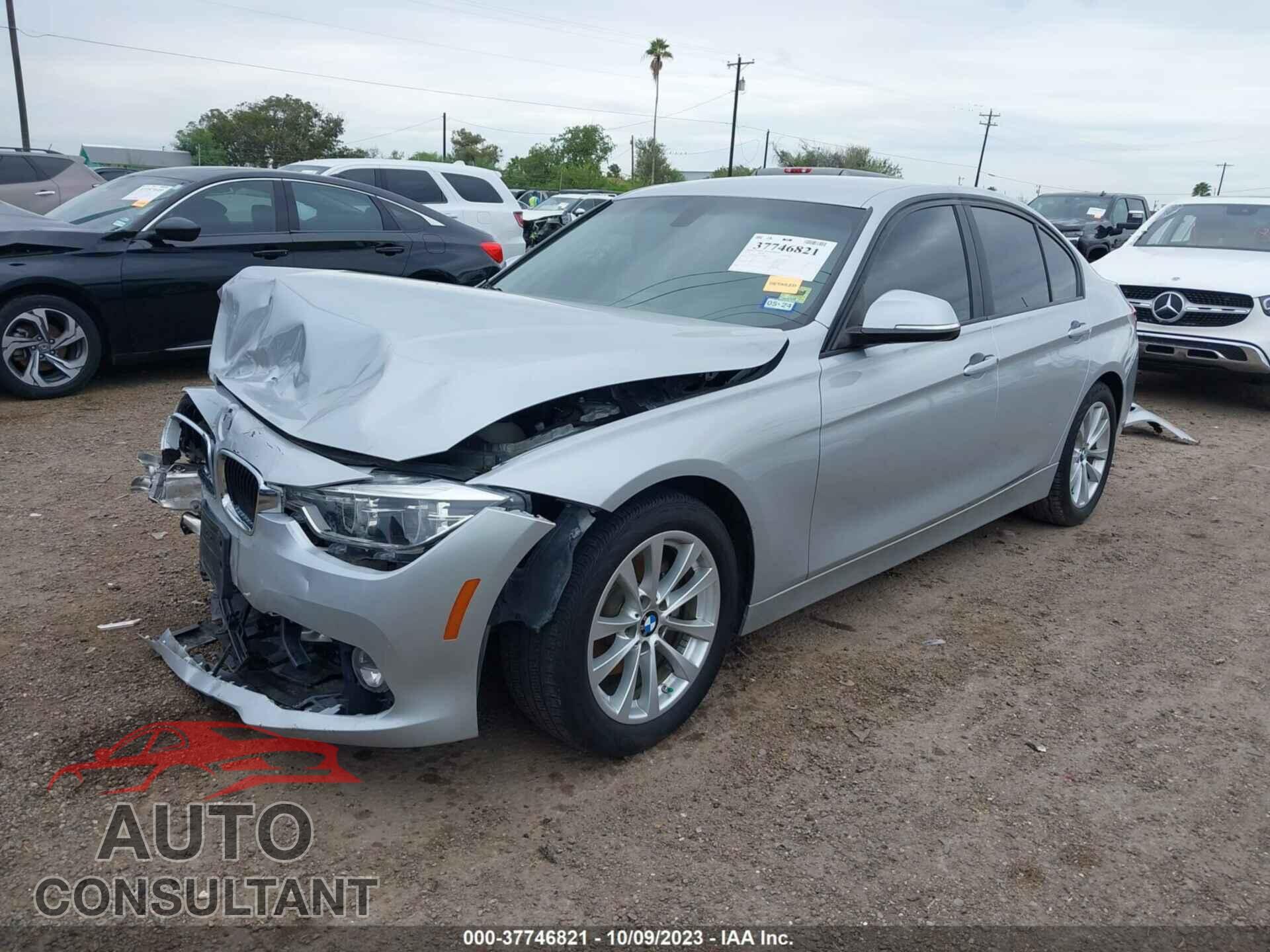 BMW 320I 2018 - WBA8E1G52JNU90826