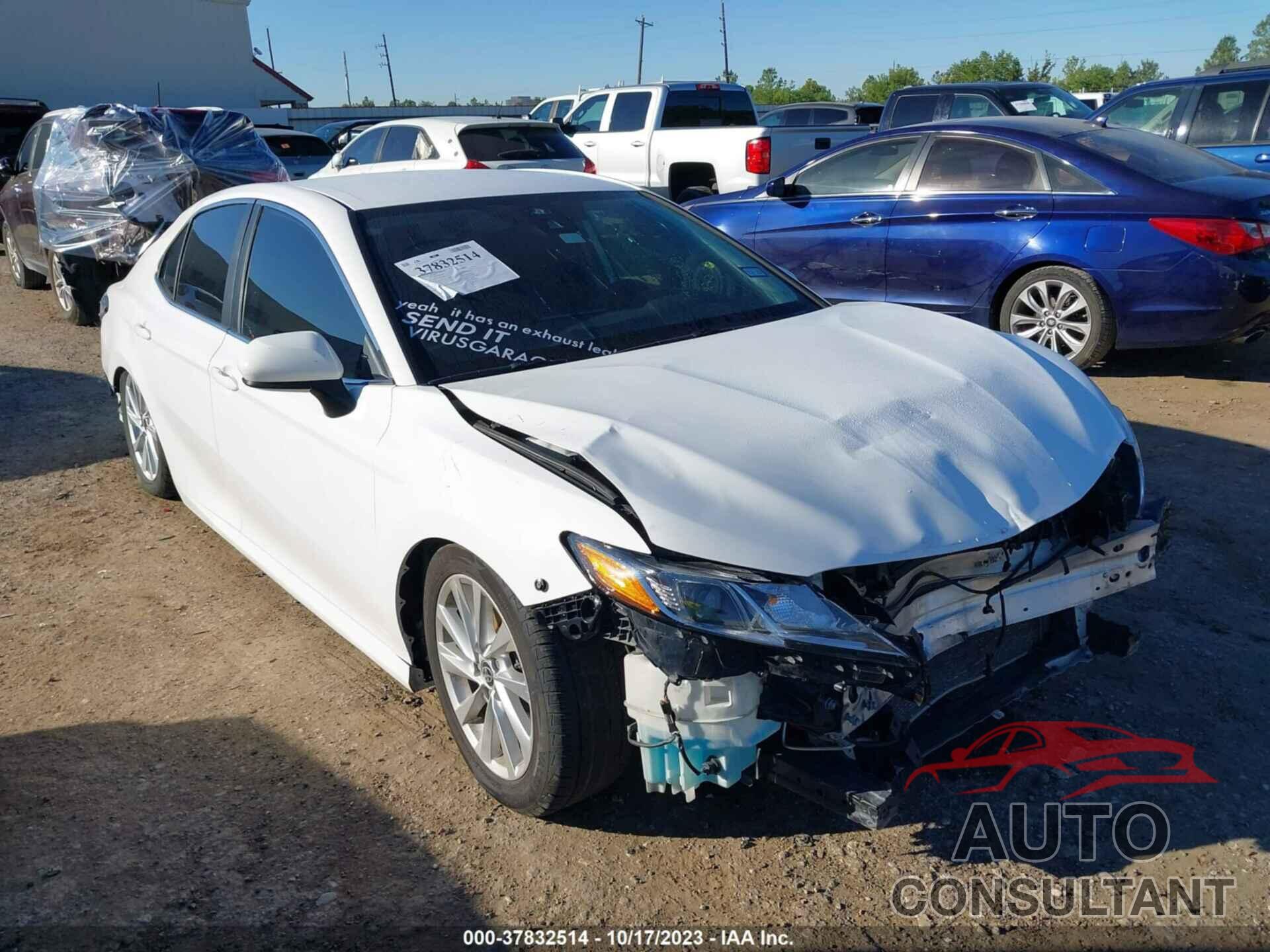 TOYOTA CAMRY 2021 - 4T1C11AK3MU562534