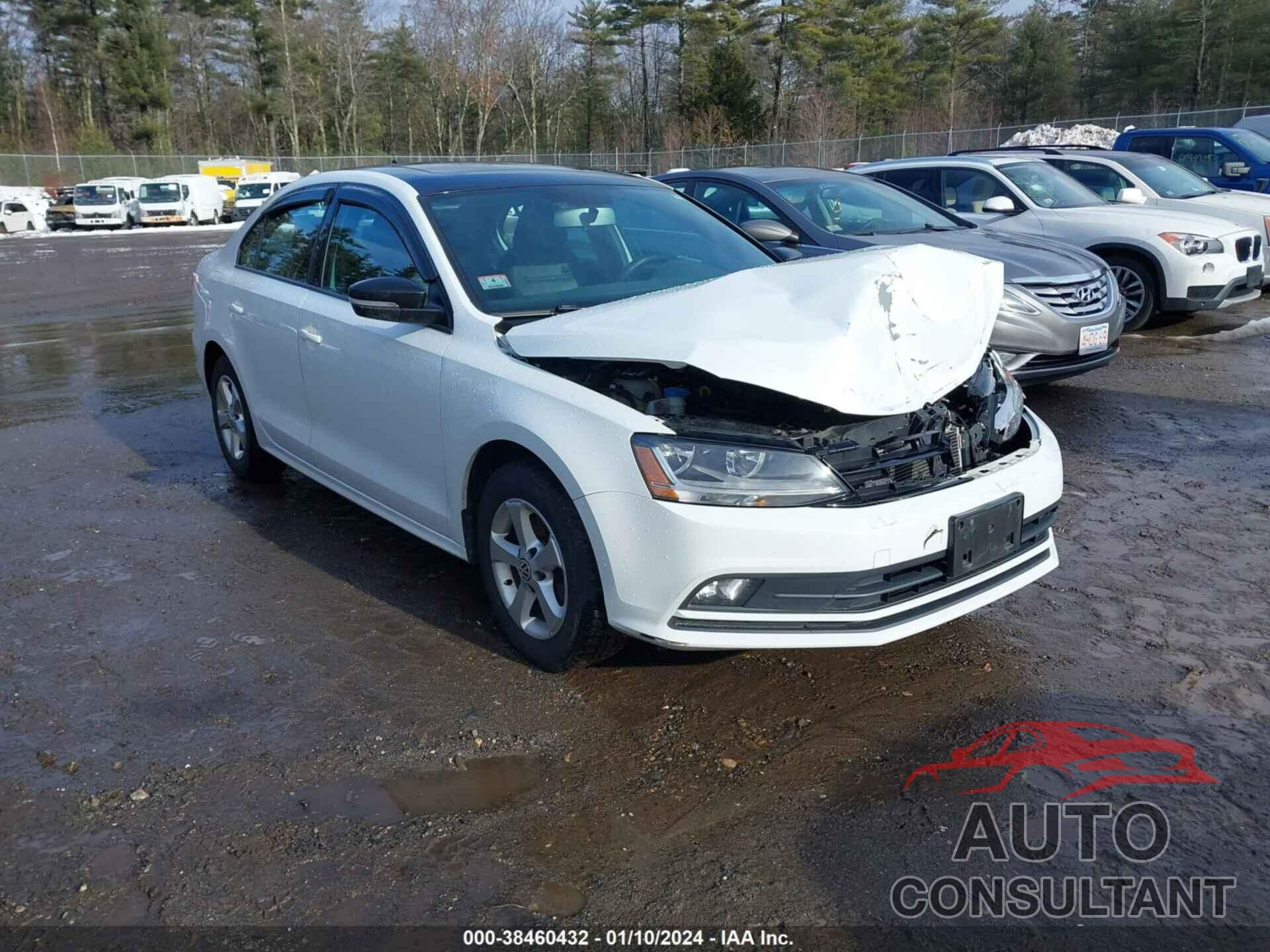 VOLKSWAGEN JETTA 2018 - 3VWD17AJ5JM225136