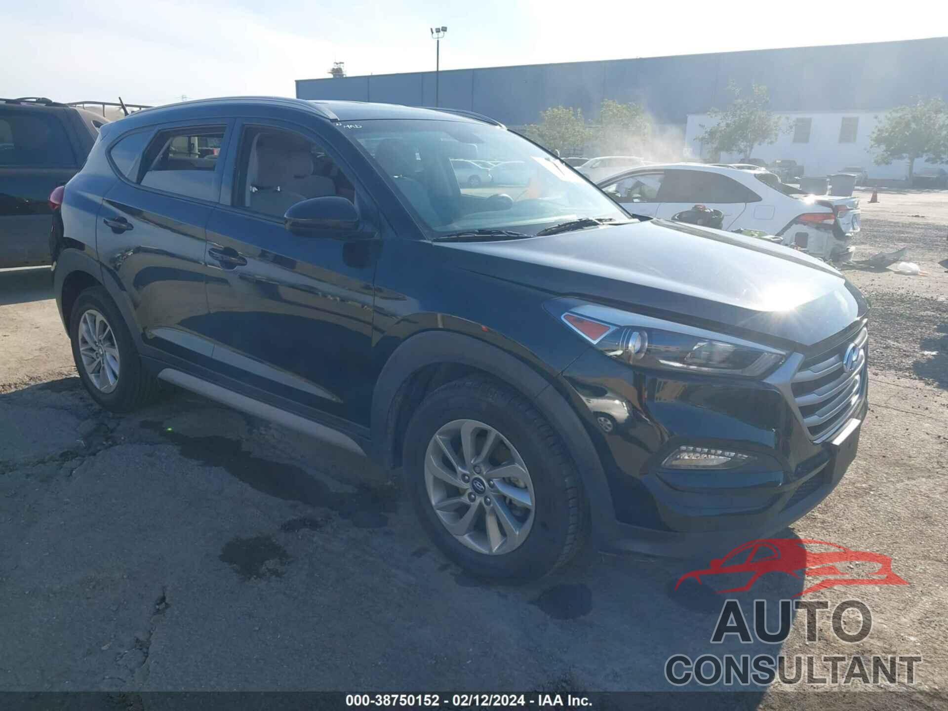 HYUNDAI TUCSON 2018 - KM8J3CA49JU799717