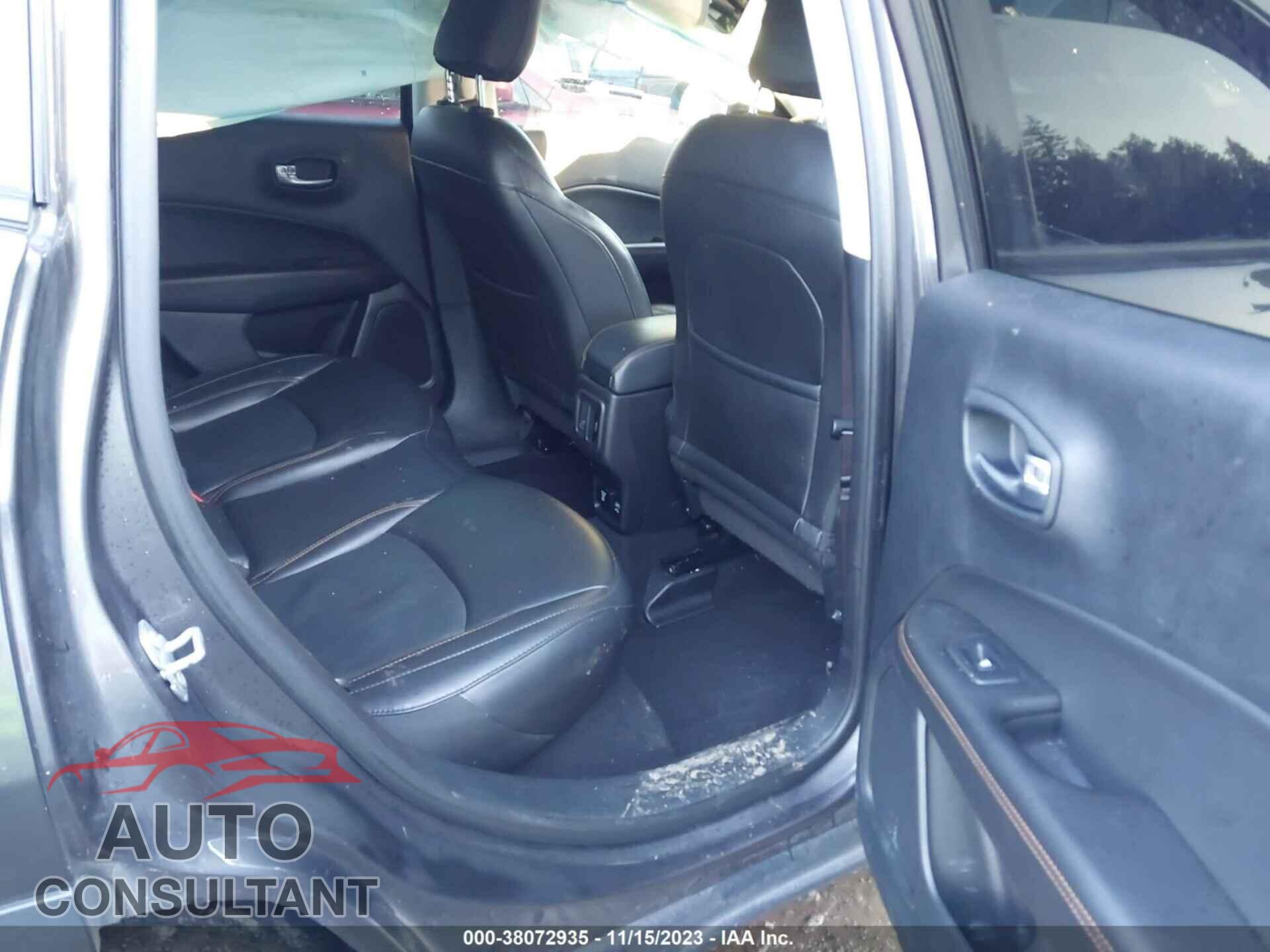 JEEP COMPASS 2019 - 3C4NJDCB4KT709639