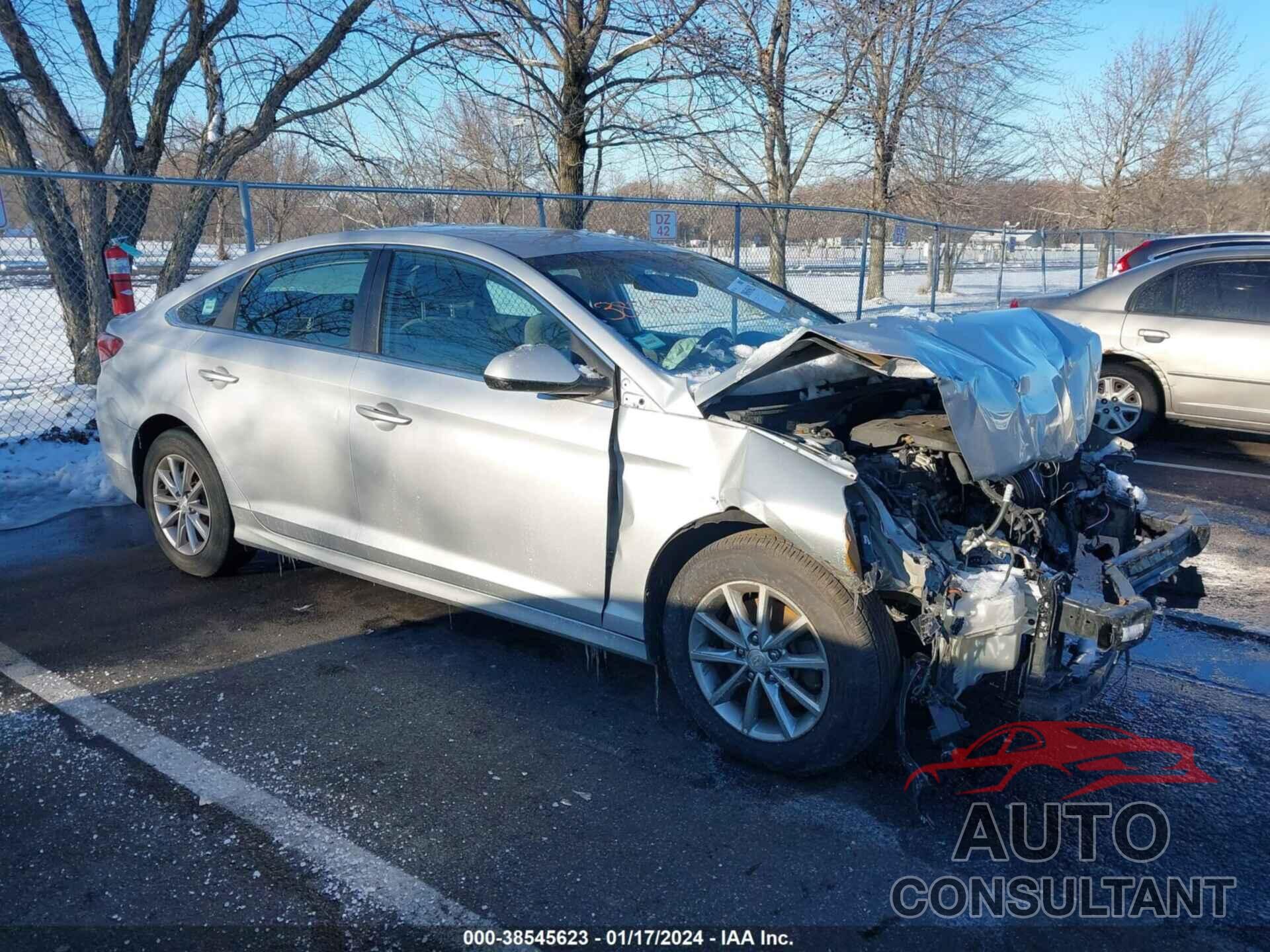 HYUNDAI SONATA 2018 - 5NPE24AF5JH717976