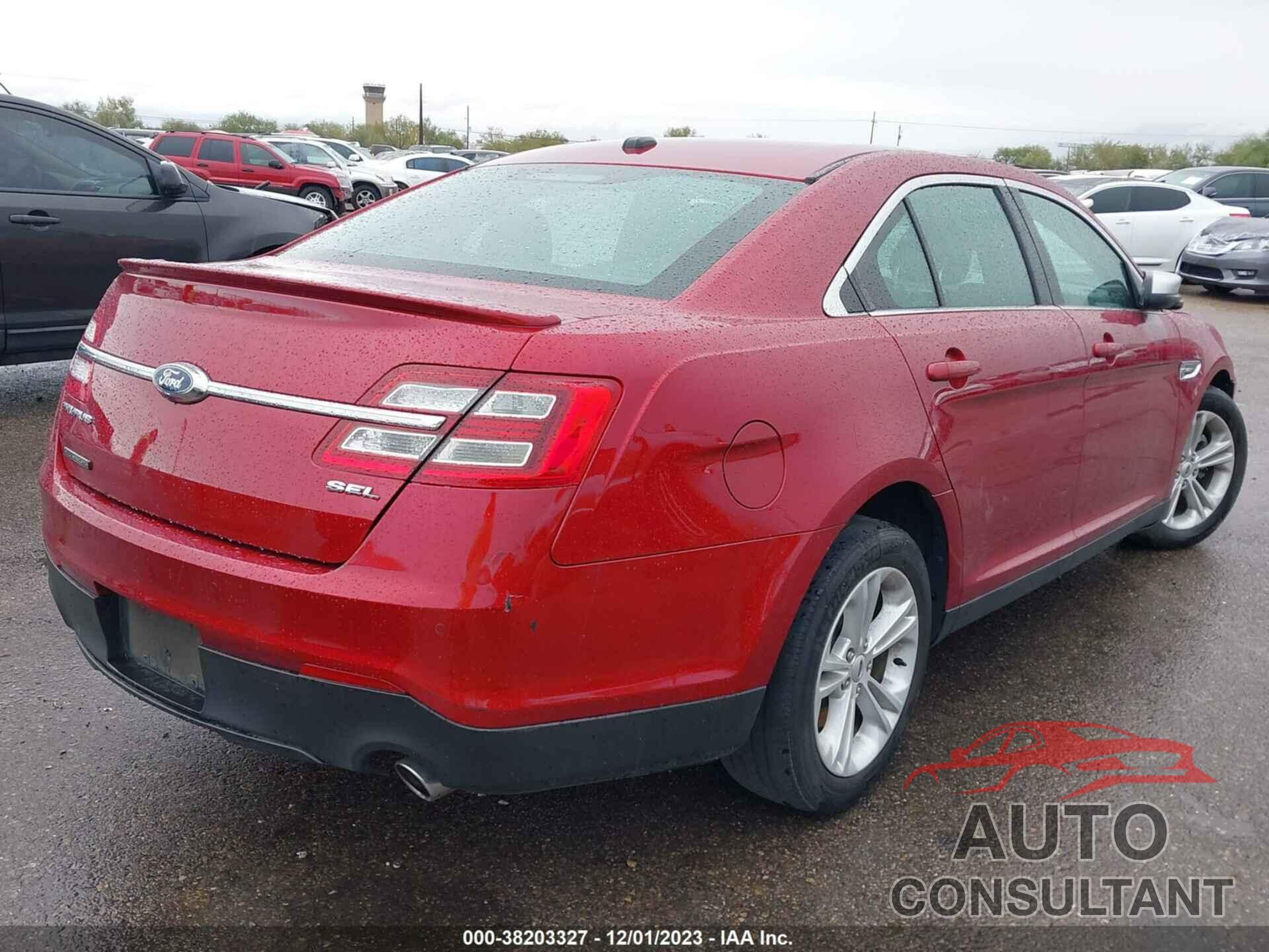 FORD TAURUS 2018 - 1FAHP2E87JG102046