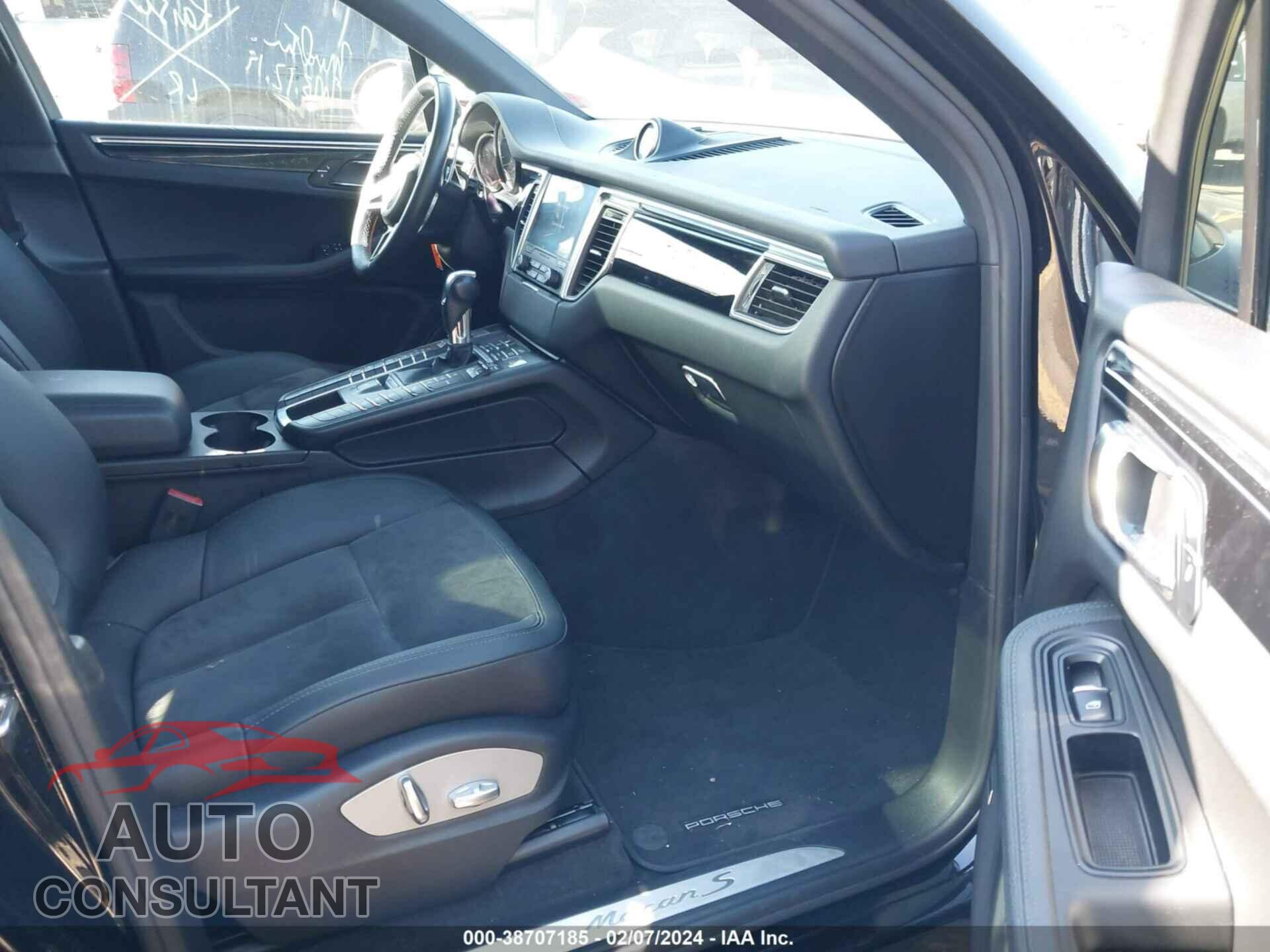 PORSCHE MACAN 2018 - WP1AB2A54JLB30429