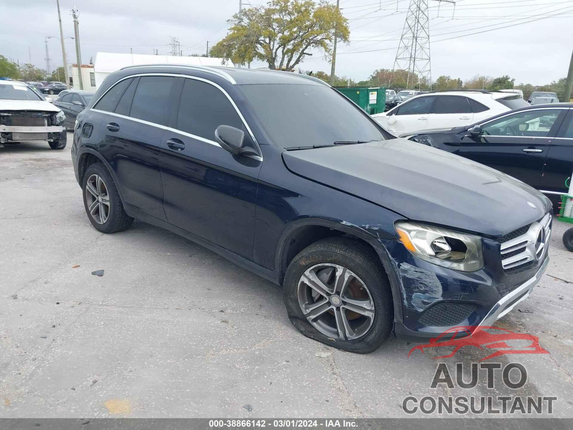 MERCEDES-BENZ GLC 2016 - WDC0G4JB9GF064817