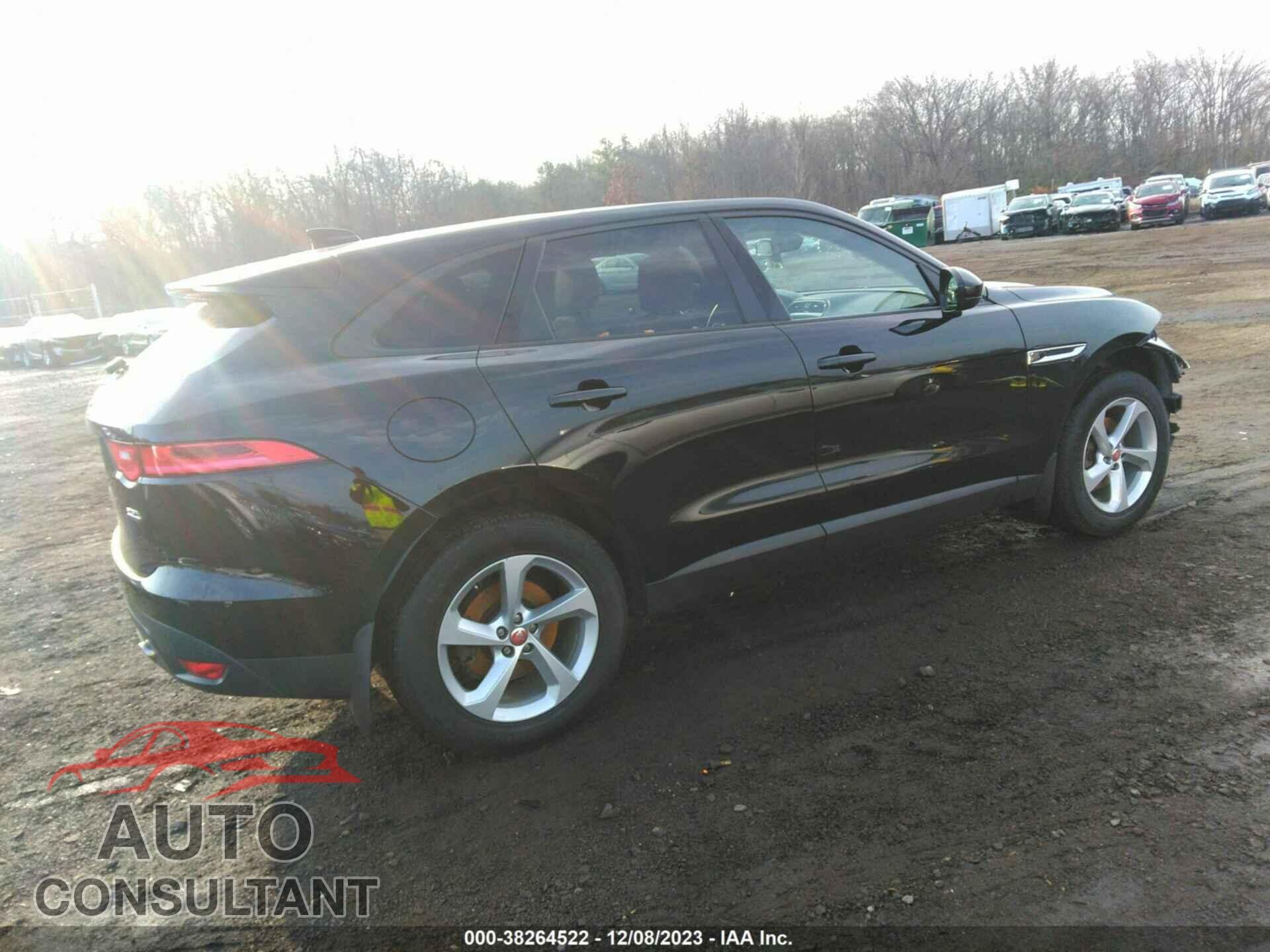 JAGUAR F-PACE 2018 - SADCJ2FX2JA274519