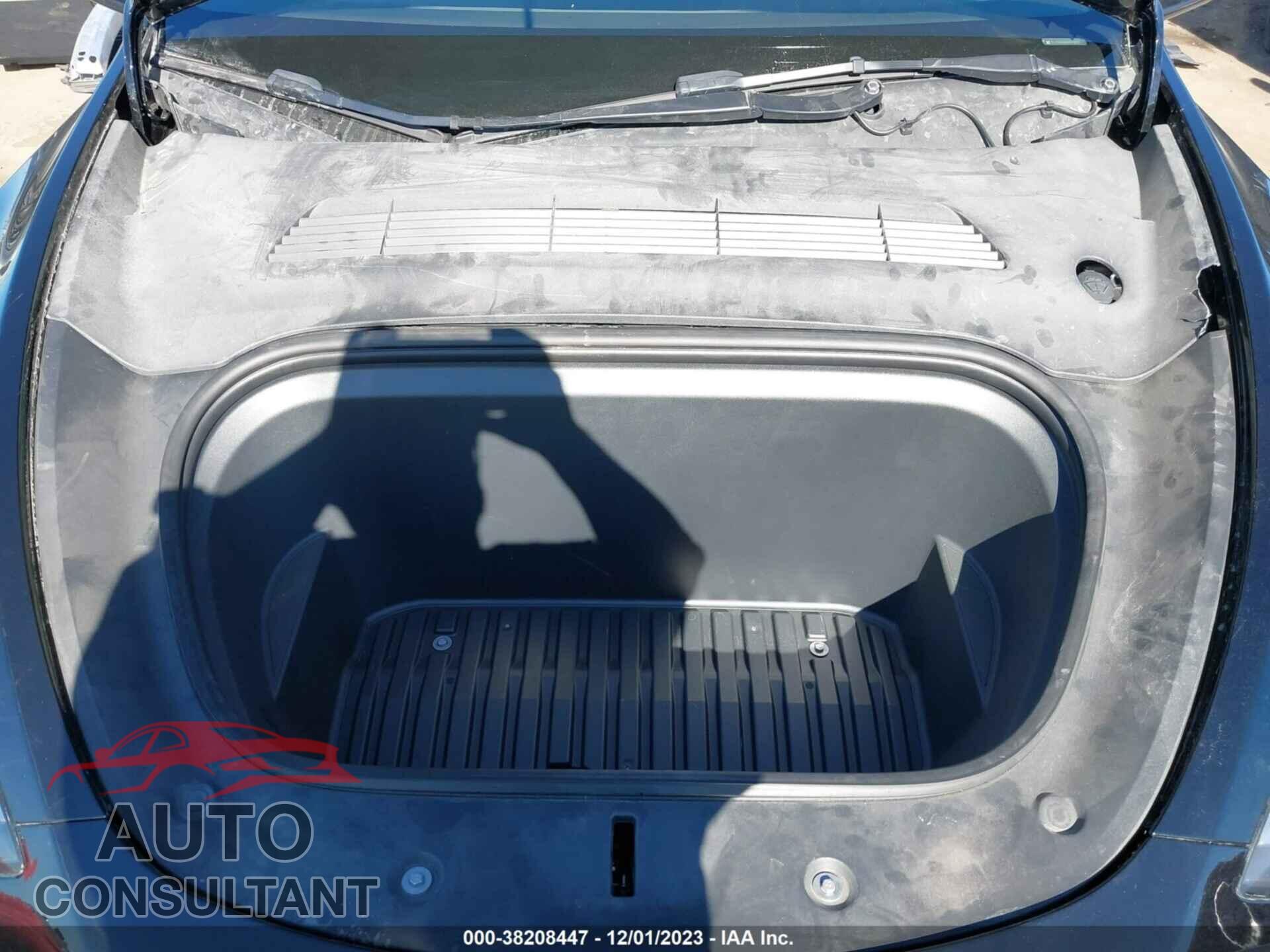 TESLA MODEL Y 2021 - 5YJYGDEE6MF179727