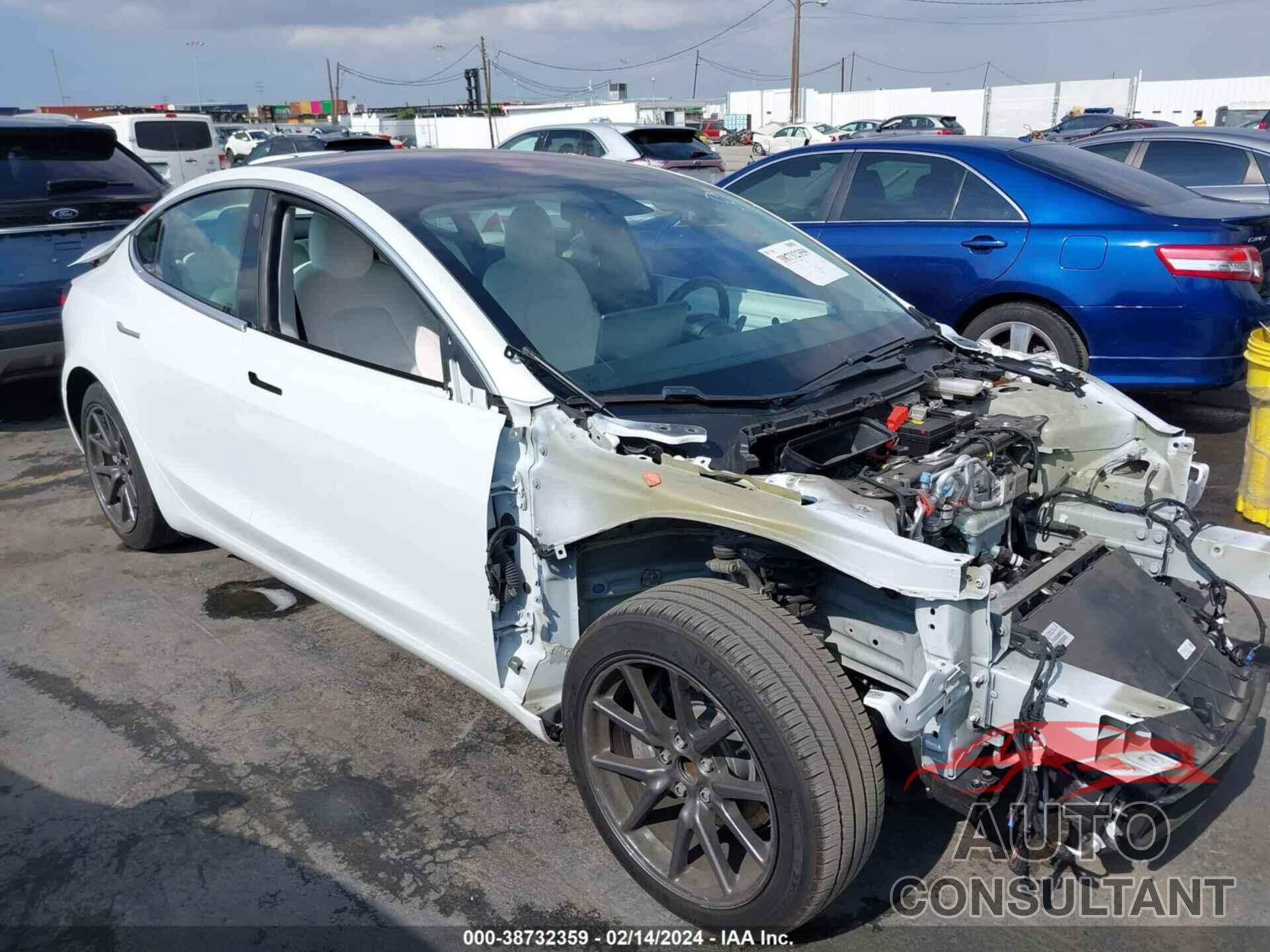 TESLA MODEL 3 2018 - 5YJ3E1EA7JF166413