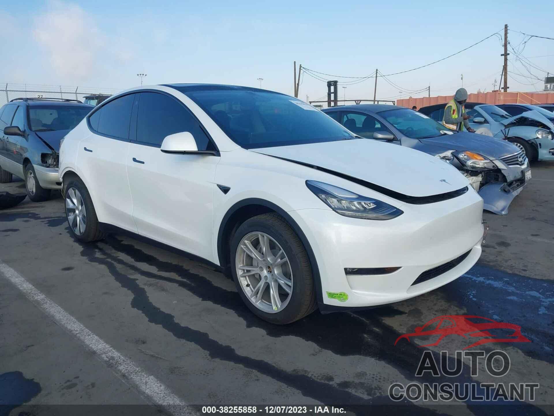 TESLA MODEL Y 2023 - 7SAYGDEE7PA123039