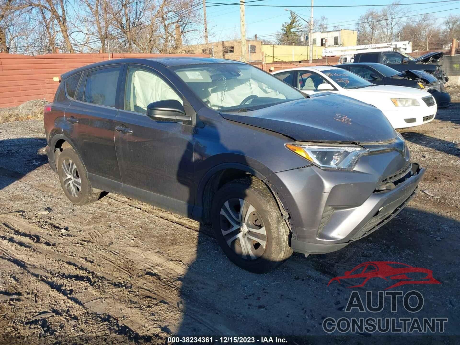 TOYOTA RAV4 2017 - JTMBFREV1HJ173368