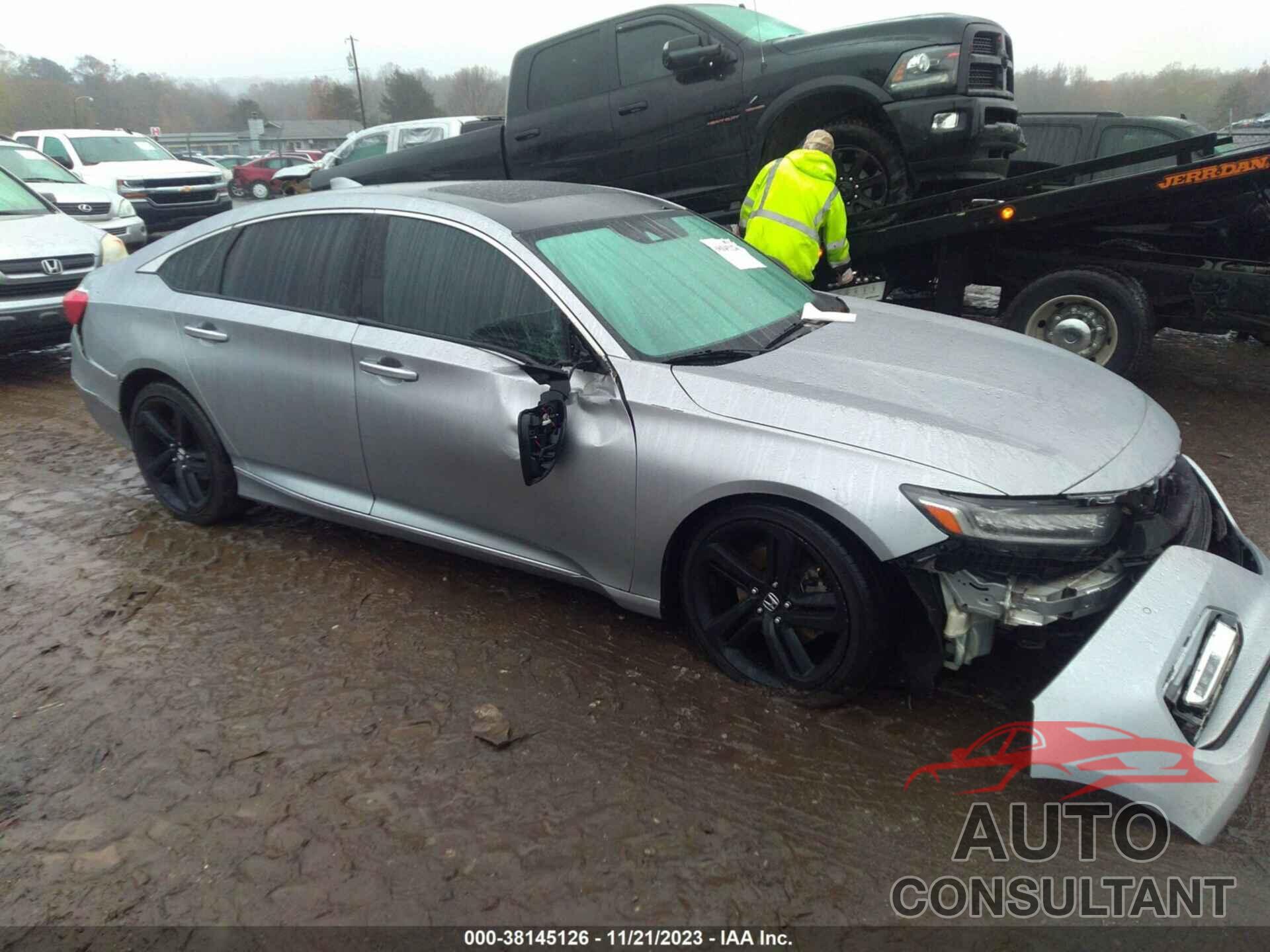HONDA ACCORD 2018 - 1HGCV2F95JA044931