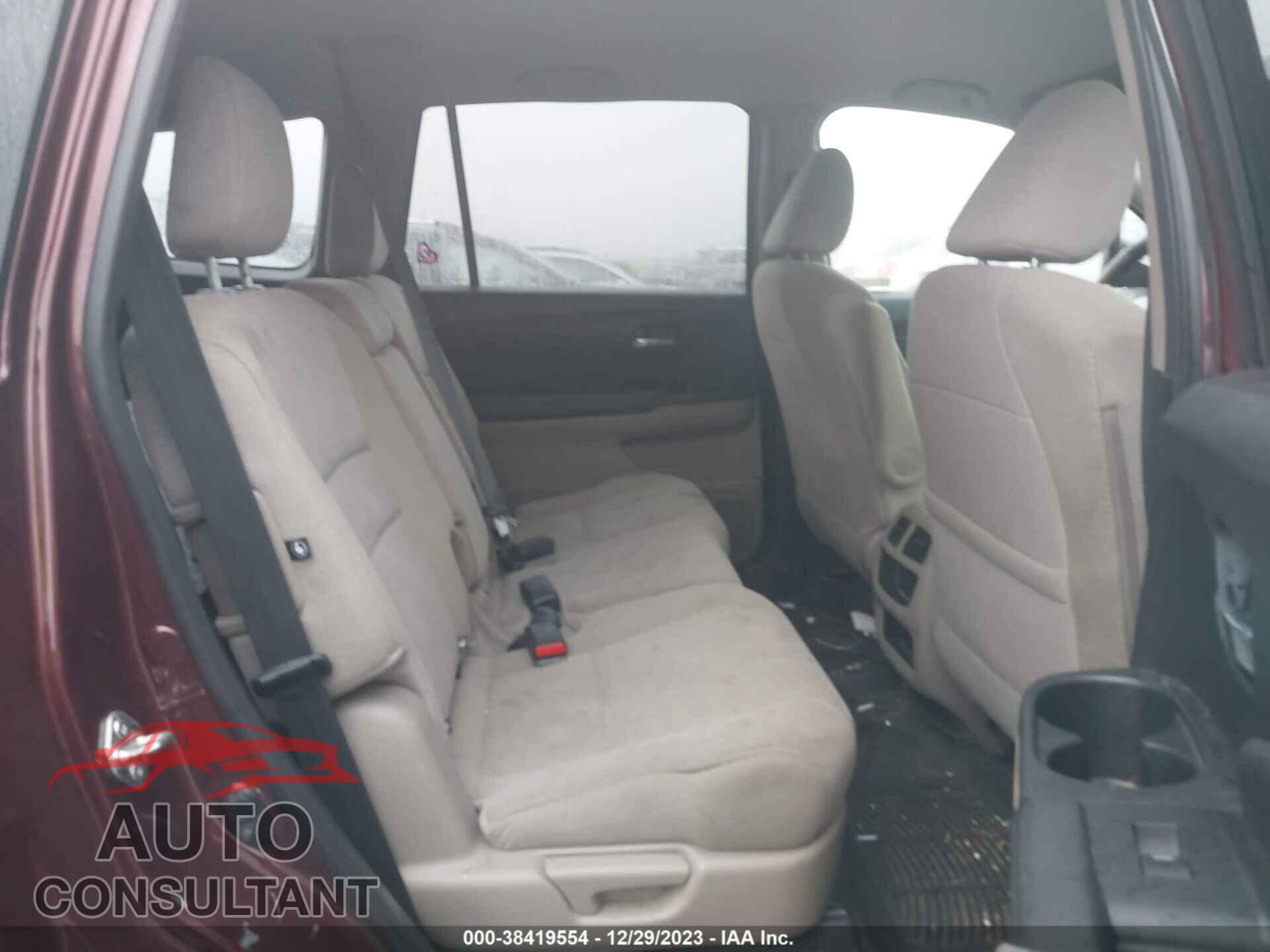 HONDA PILOT 2018 - 5FNYF6H19JB053378