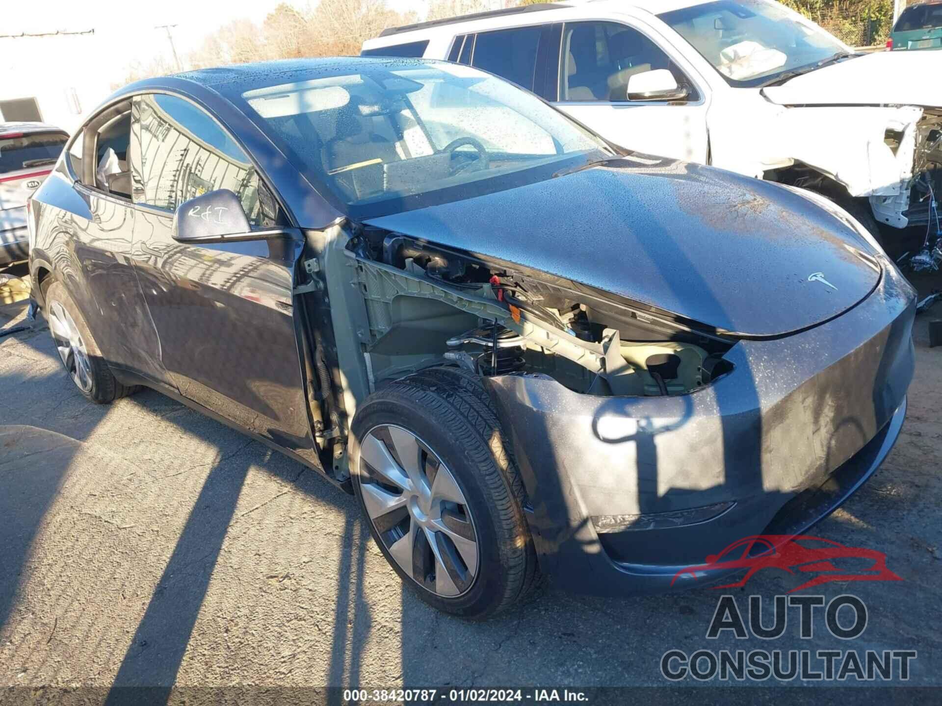 TESLA MODEL Y 2023 - 7SAYGDEE6PA136705