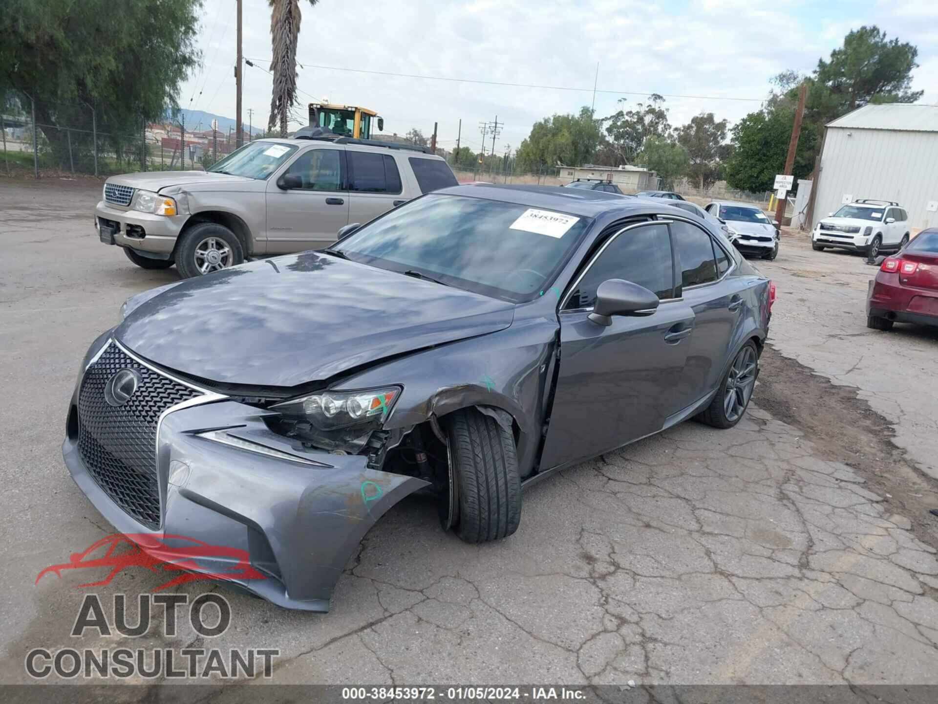 LEXUS IS 2016 - JTHBE1D29G5027995