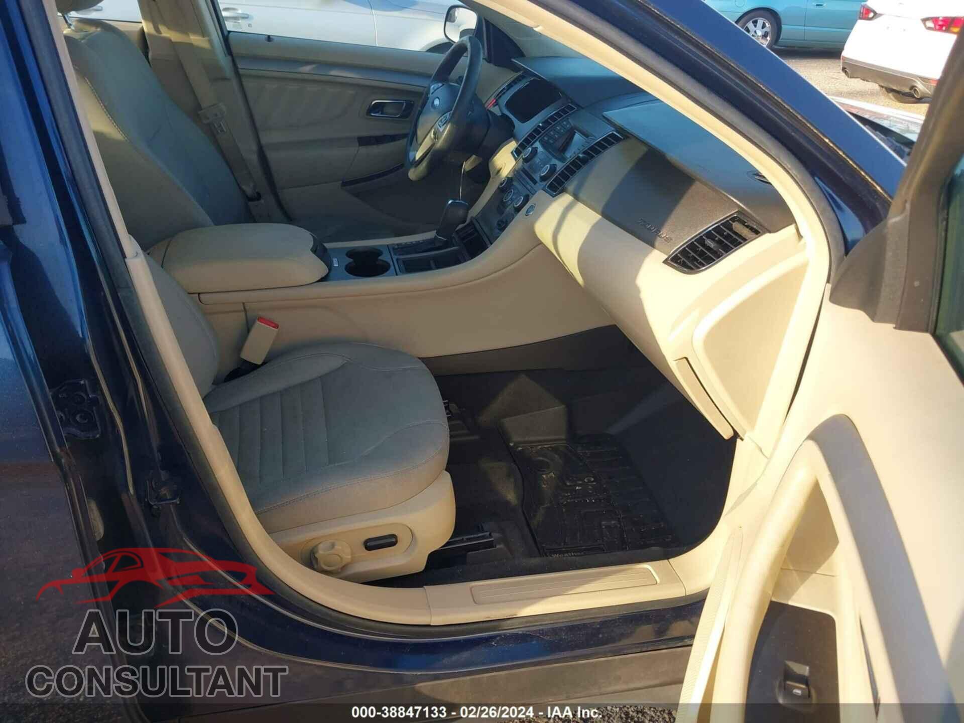 FORD TAURUS 2016 - 1FAHP2D8XGG101032